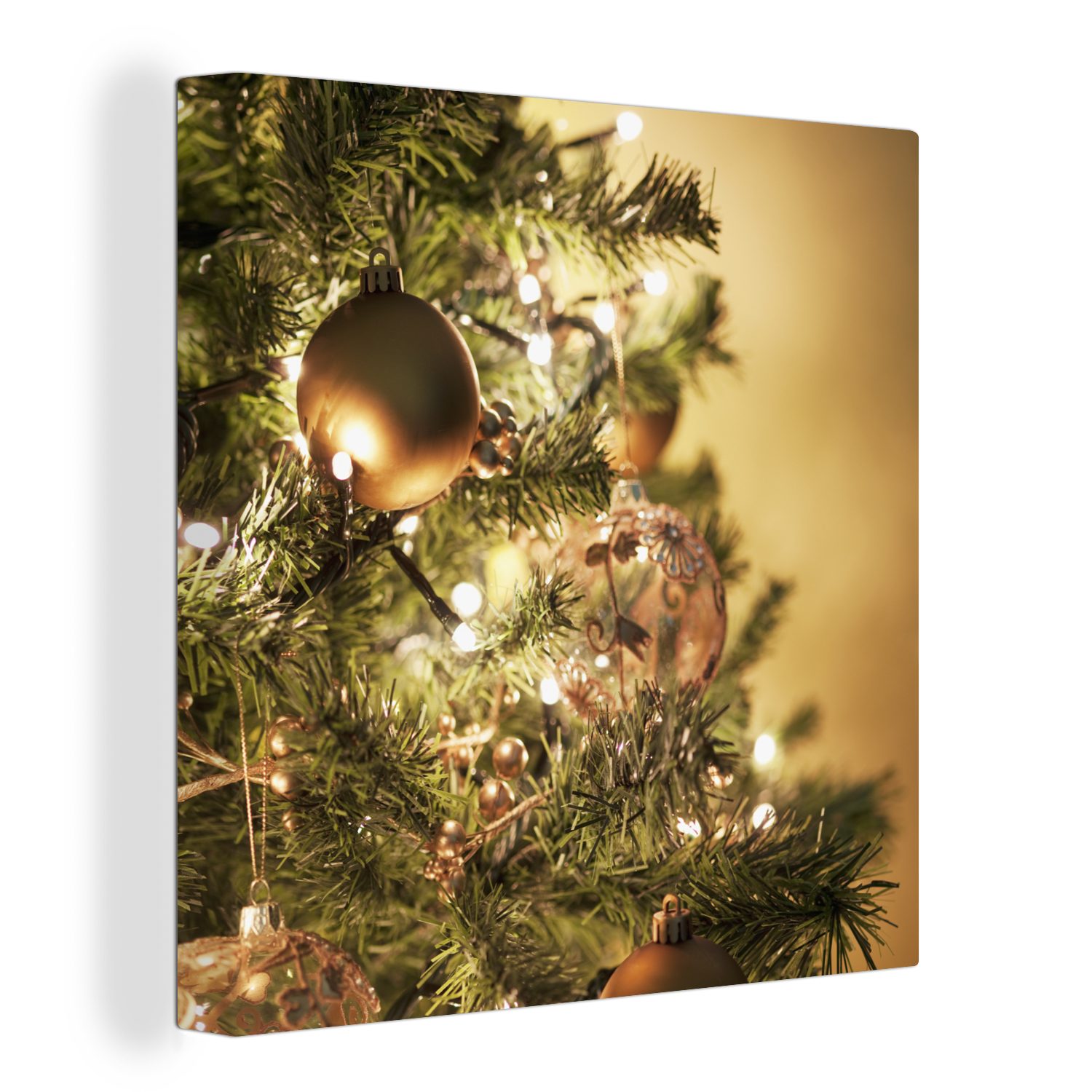 OneMillionCanvasses® Leinwandbild Ein Weihnachtsbaum mit bunten Kugeln, (1 St), Leinwand Bilder für Wohnzimmer Schlafzimmer