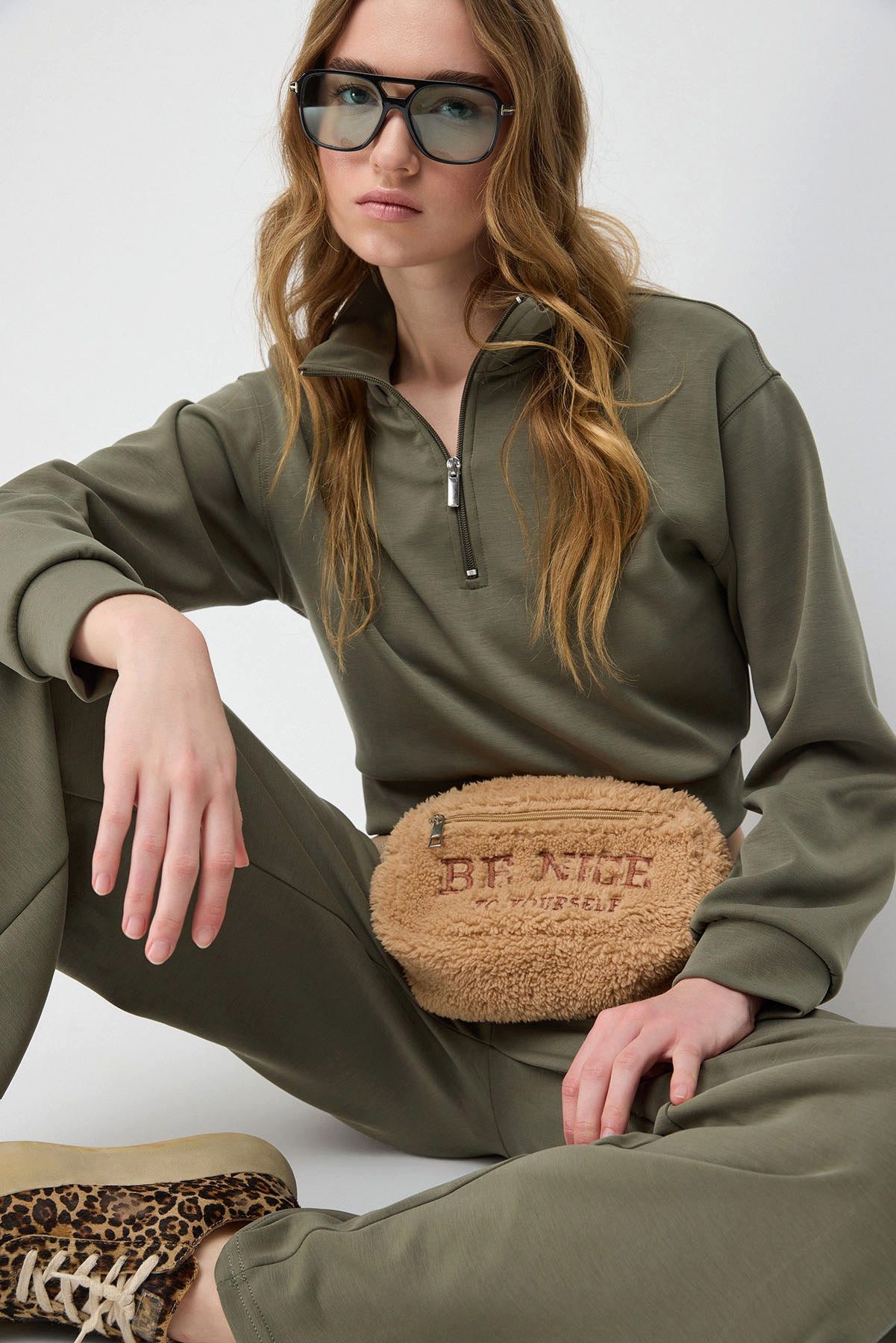 No Matter What Kapuzensweatshirt Sweatshirt mit halbem Reißverschluss