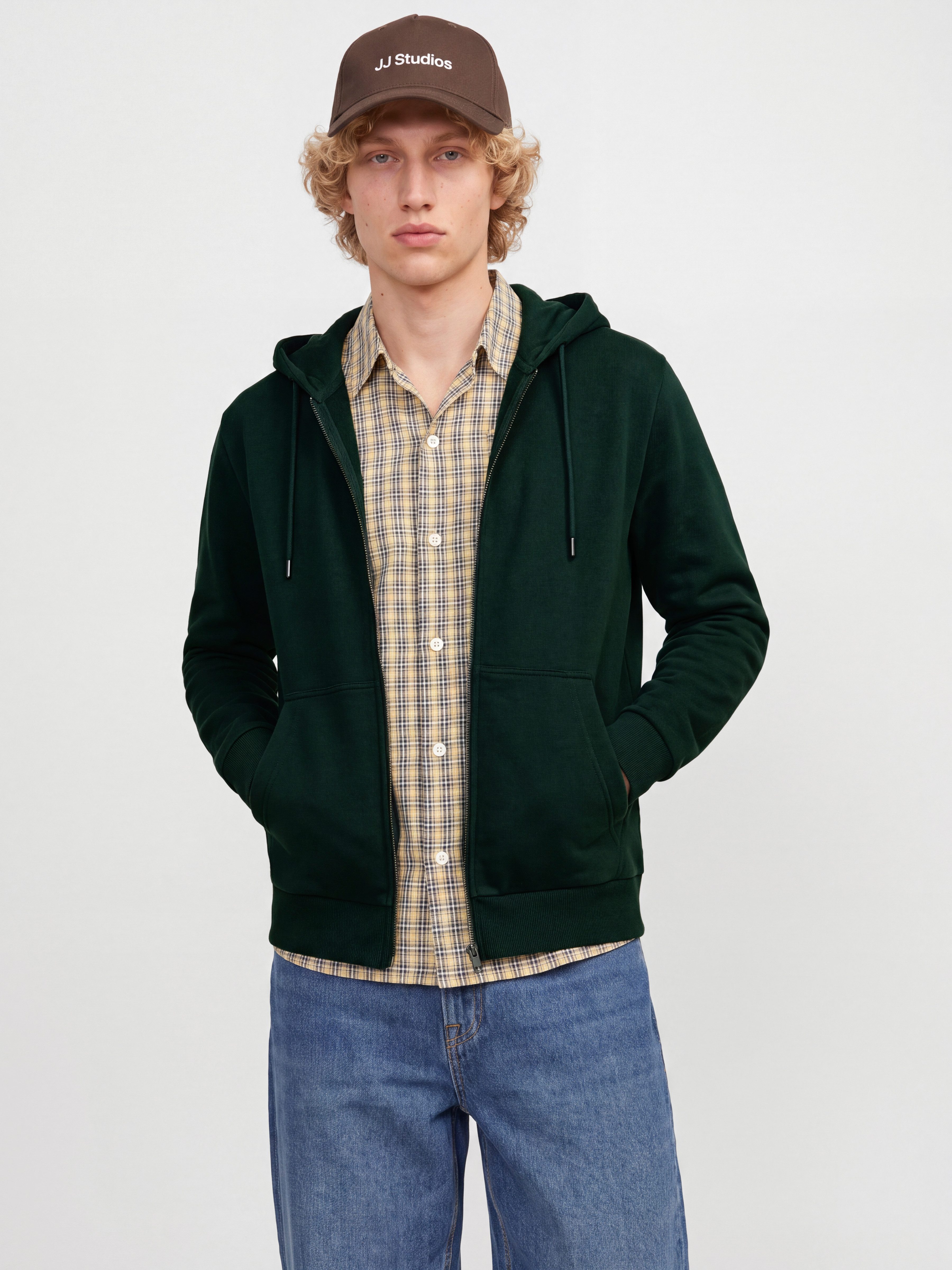 Jack & Jones Kapuzensweatjacke JJEBRADLEY mit Kapuze, ideal für kalte Jahreszeit Materialmix, relaxed fit