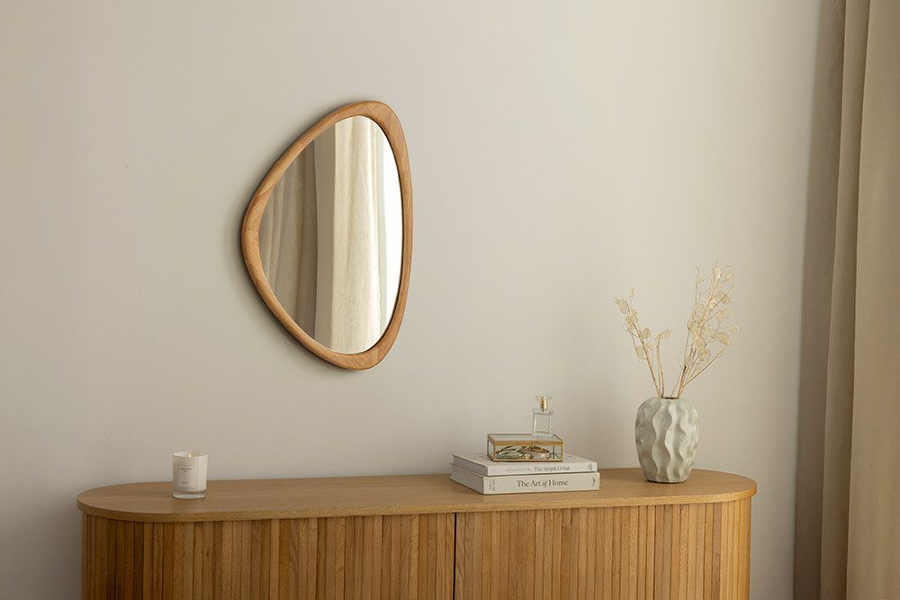 riess-ambiente Wandspiegel ORGANIC 65cm braun – Walnussholz-Design, asymmetrisch, variabel (Einzelartikel, 1-St), Dekoration mit natürlicher Maserung – ideal für Flur oder Schlafzimmer
