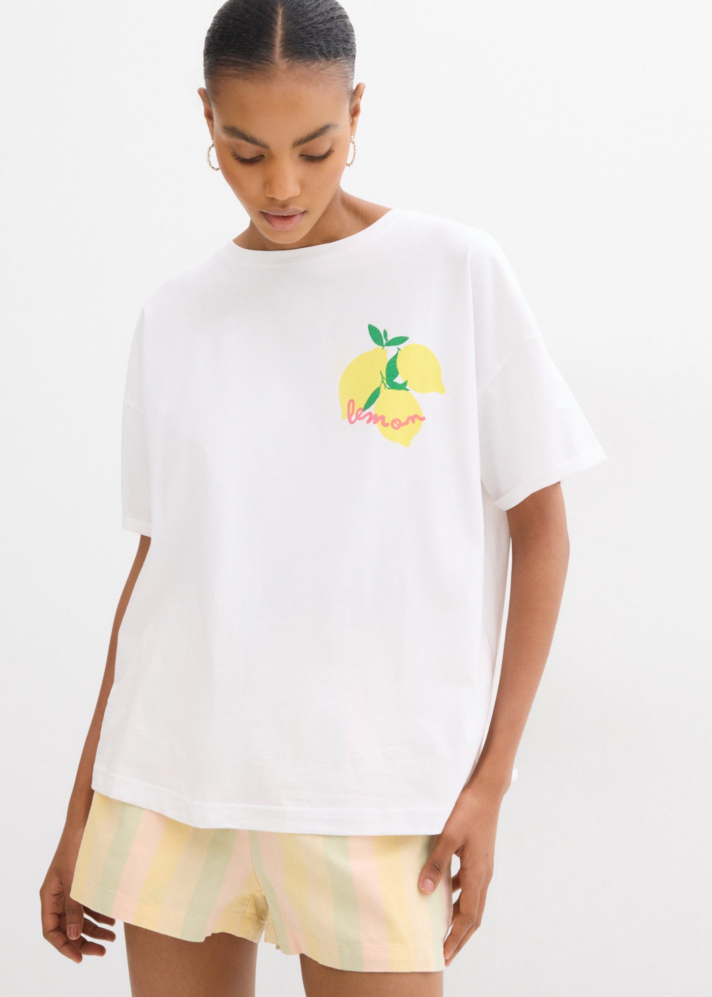 bonprix Oversize-Shirt Oversize-Schnitt, aus reiner Baumwolle, mit modernem Print