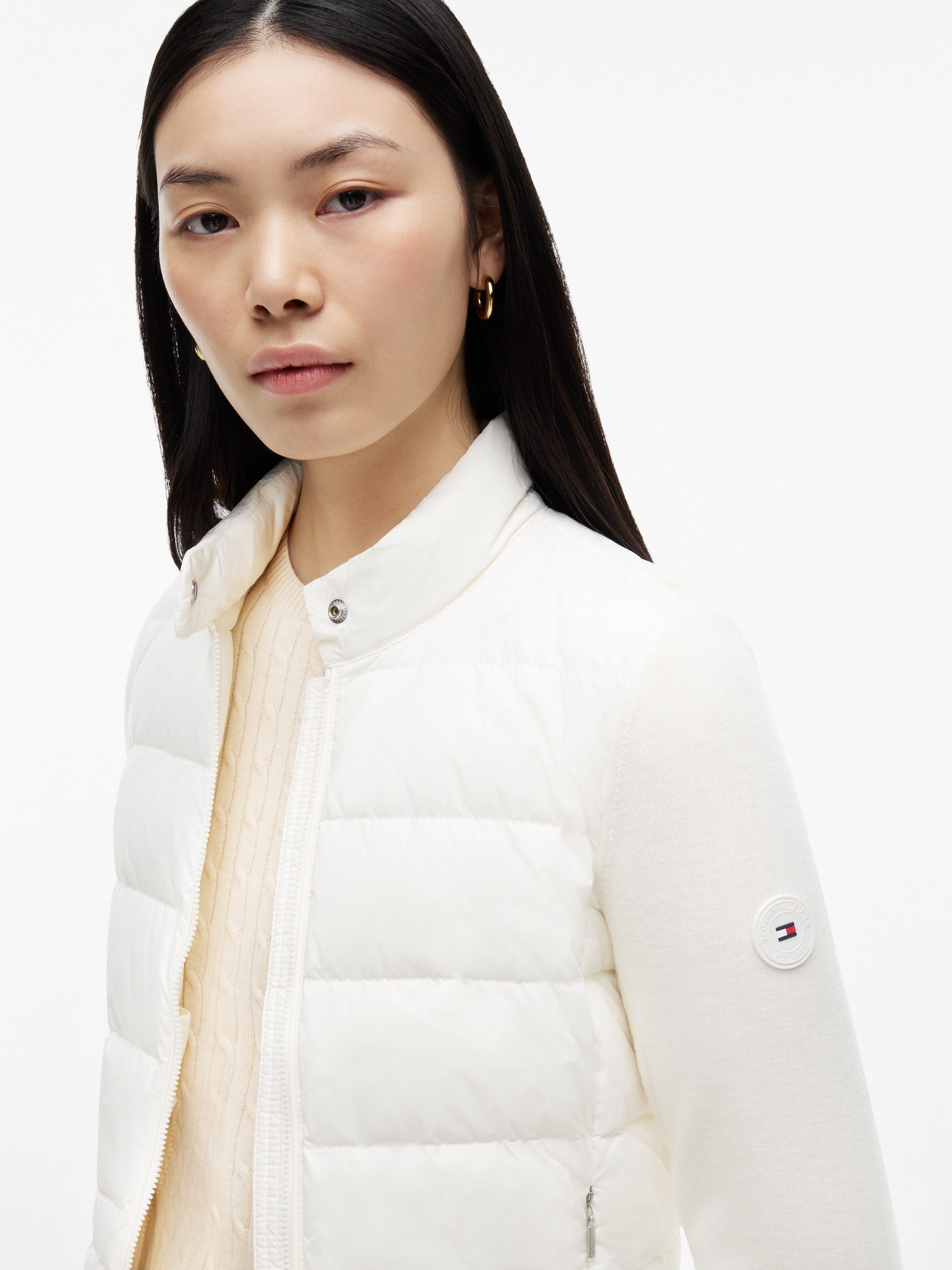 Tommy Hilfiger Daunenjacke LW DOWN KNIT MIX JACKET Stehkragen, Materialmix mit Steppqualität