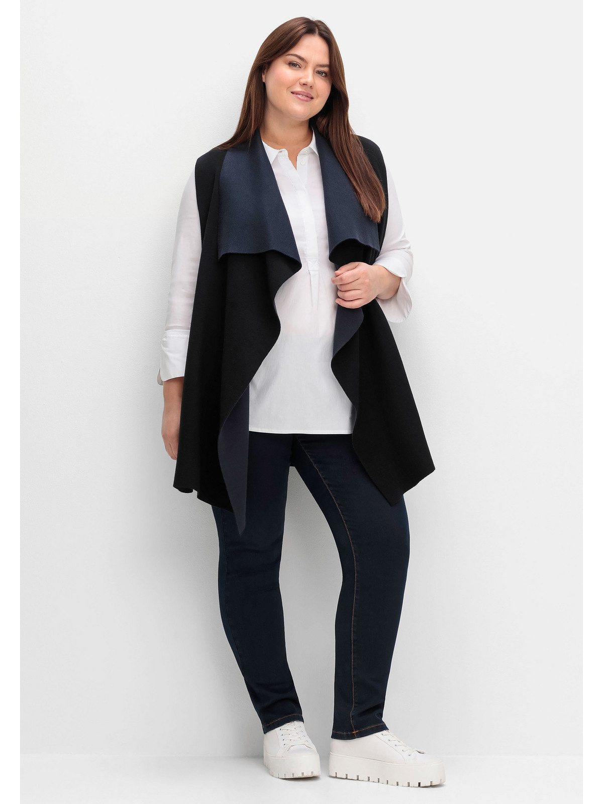 Sheego Strickjacke Große Größen mit weich fallendem Kragen