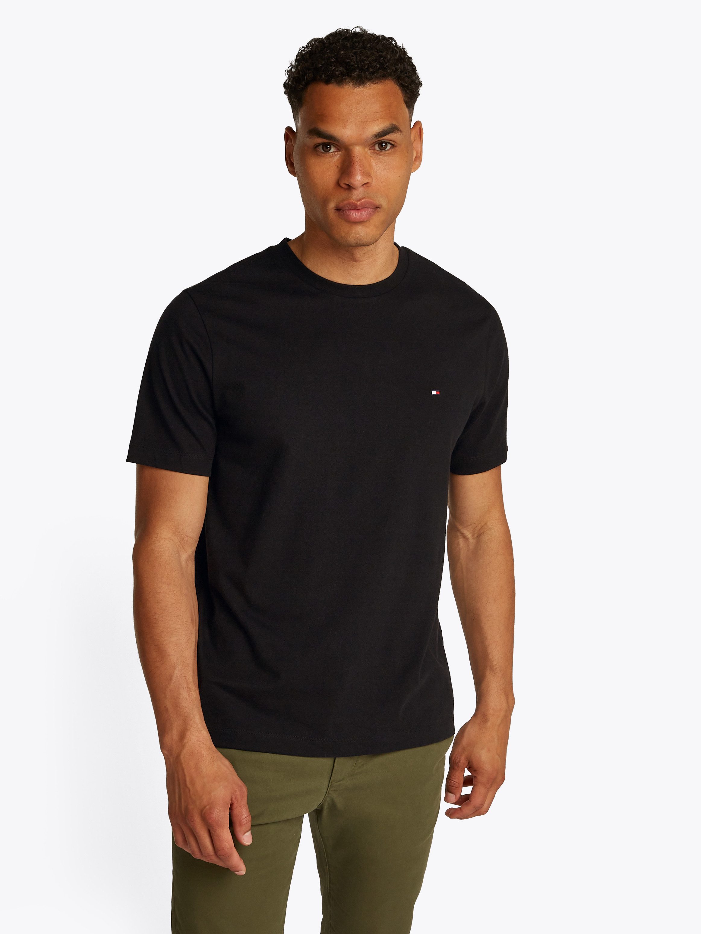 Tommy Hilfiger T-Shirt ESSENTIAL REG FIT SOLID TEE mit Stickerei und Rundha günstig online kaufen