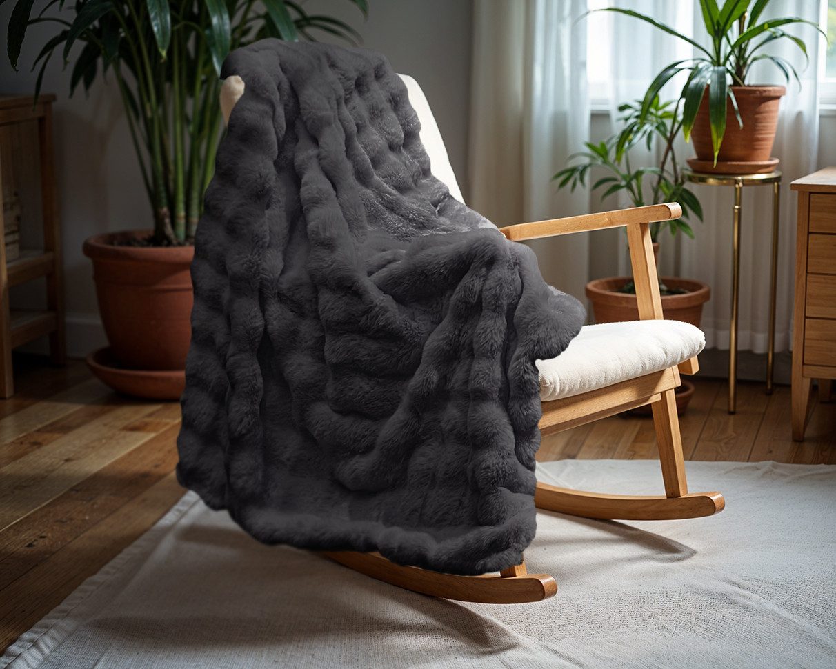 Sitheim-Europe Tagesdecke Hasen Fell Plaid günstig online kaufen