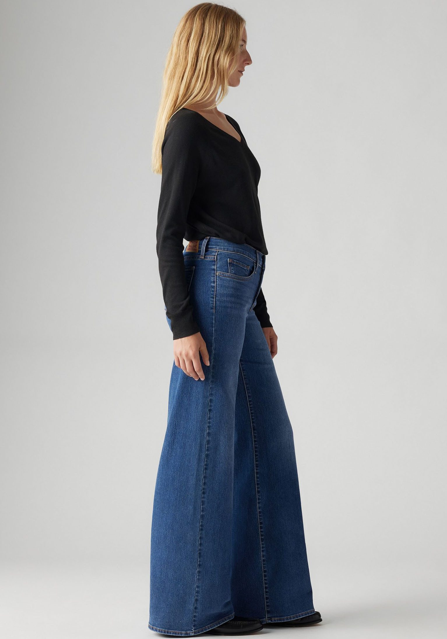 Levi's® Weite Jeans Jeans 318 SHAPING im Five-Pocket Style – Bild 5 von 5