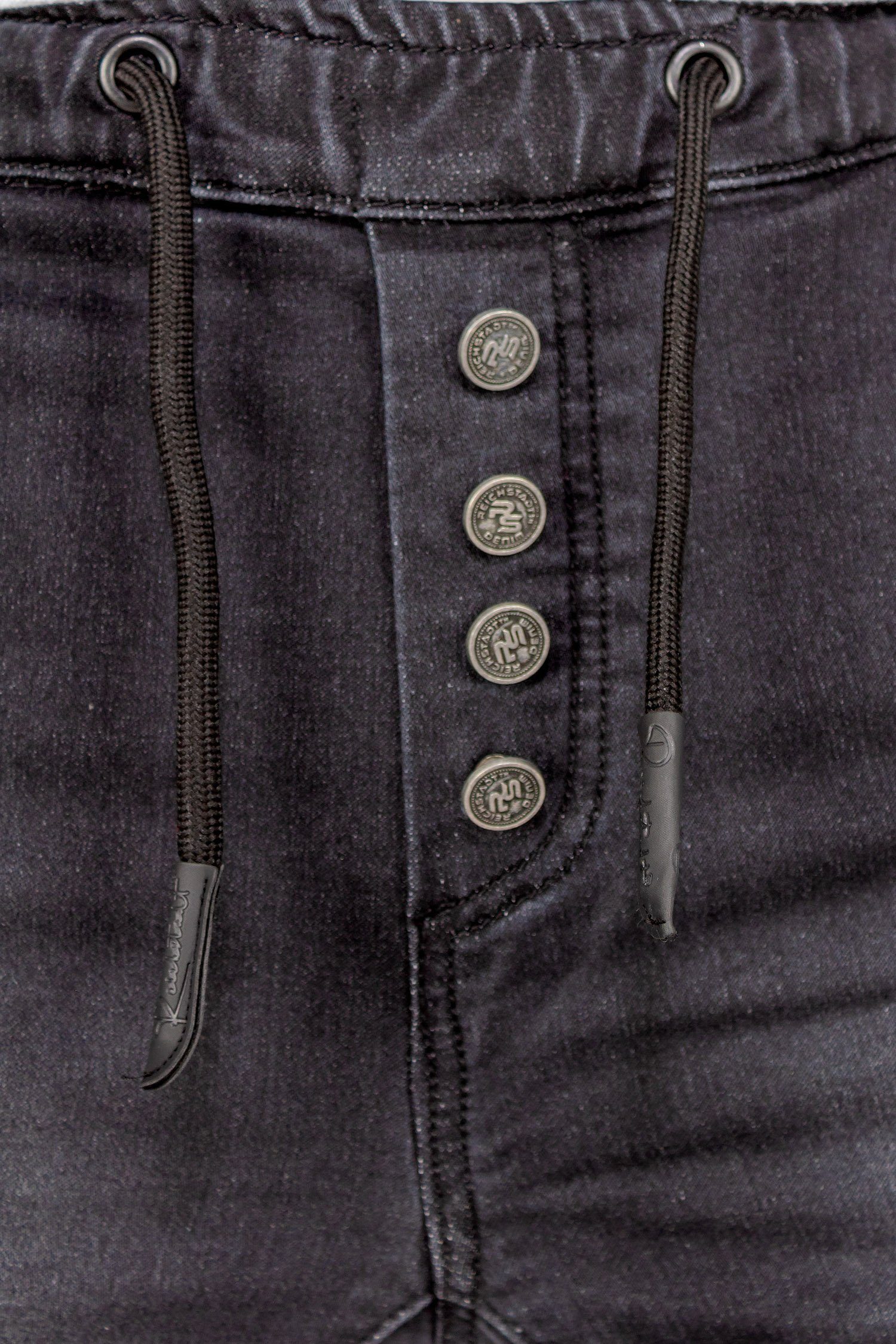 Reichstadt Jeansjeggings Kinder Slim Fit Jogging Jeans Stonewashed RS105 Black (158) (1-tlg) Elastischer Bund mit Kordelzug und Knöpfen