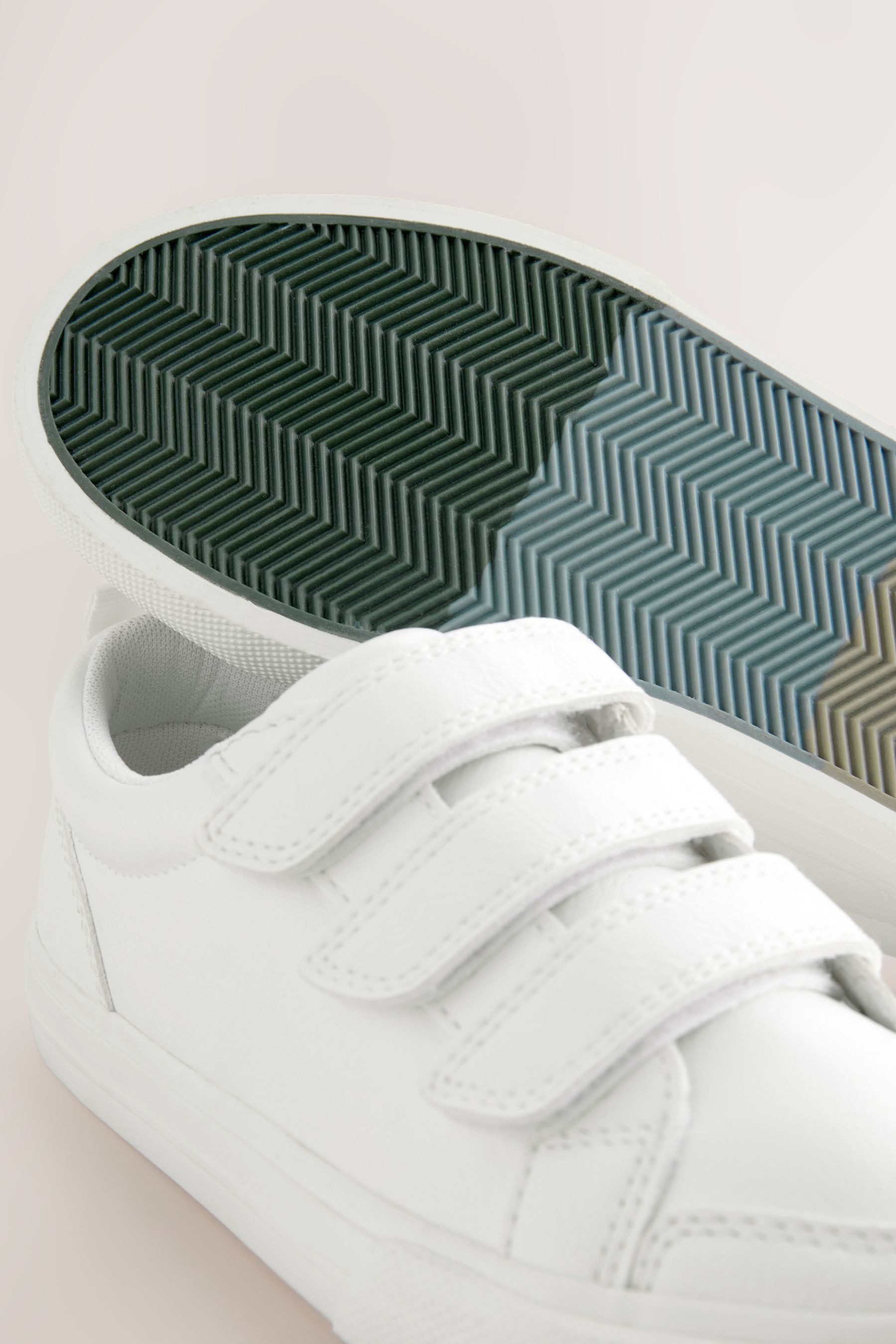 Next Lässig-elegante Sneaker mit Klettverschluss Sneaker günstig online kaufen