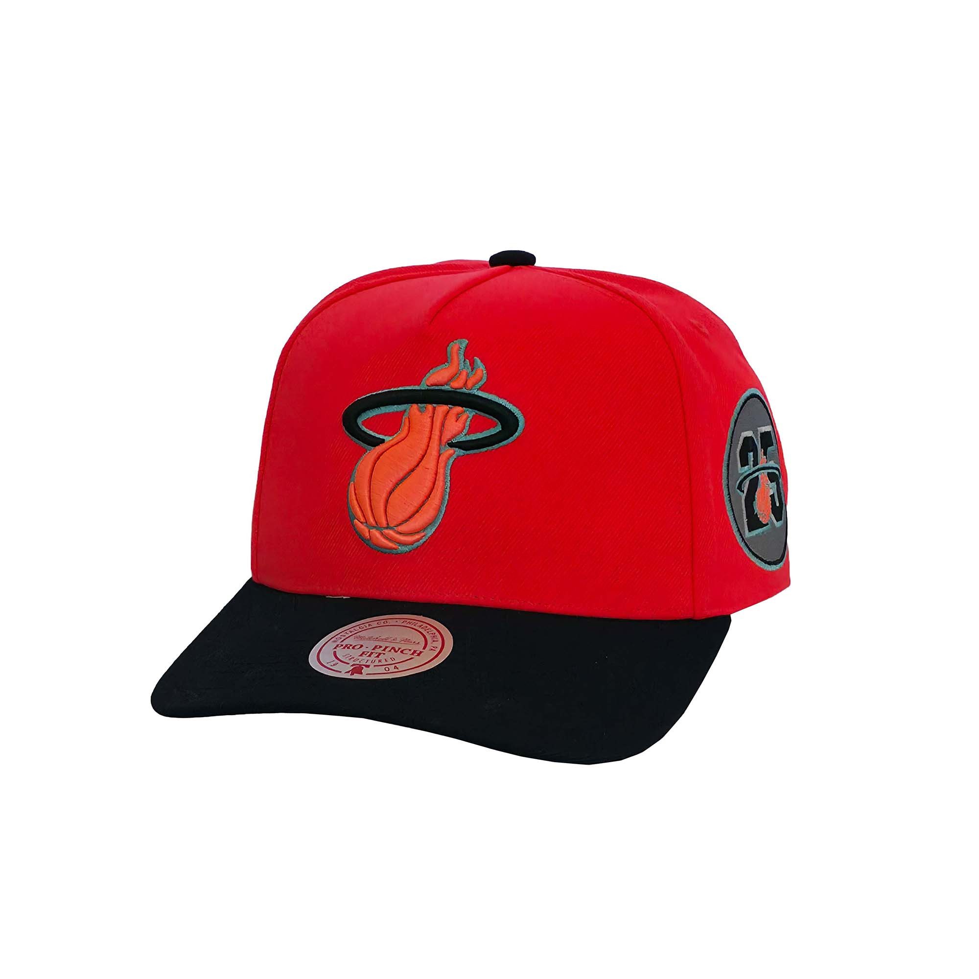 Mitchell & Ness Fitted Cap Miami Heat In The City Pro pink