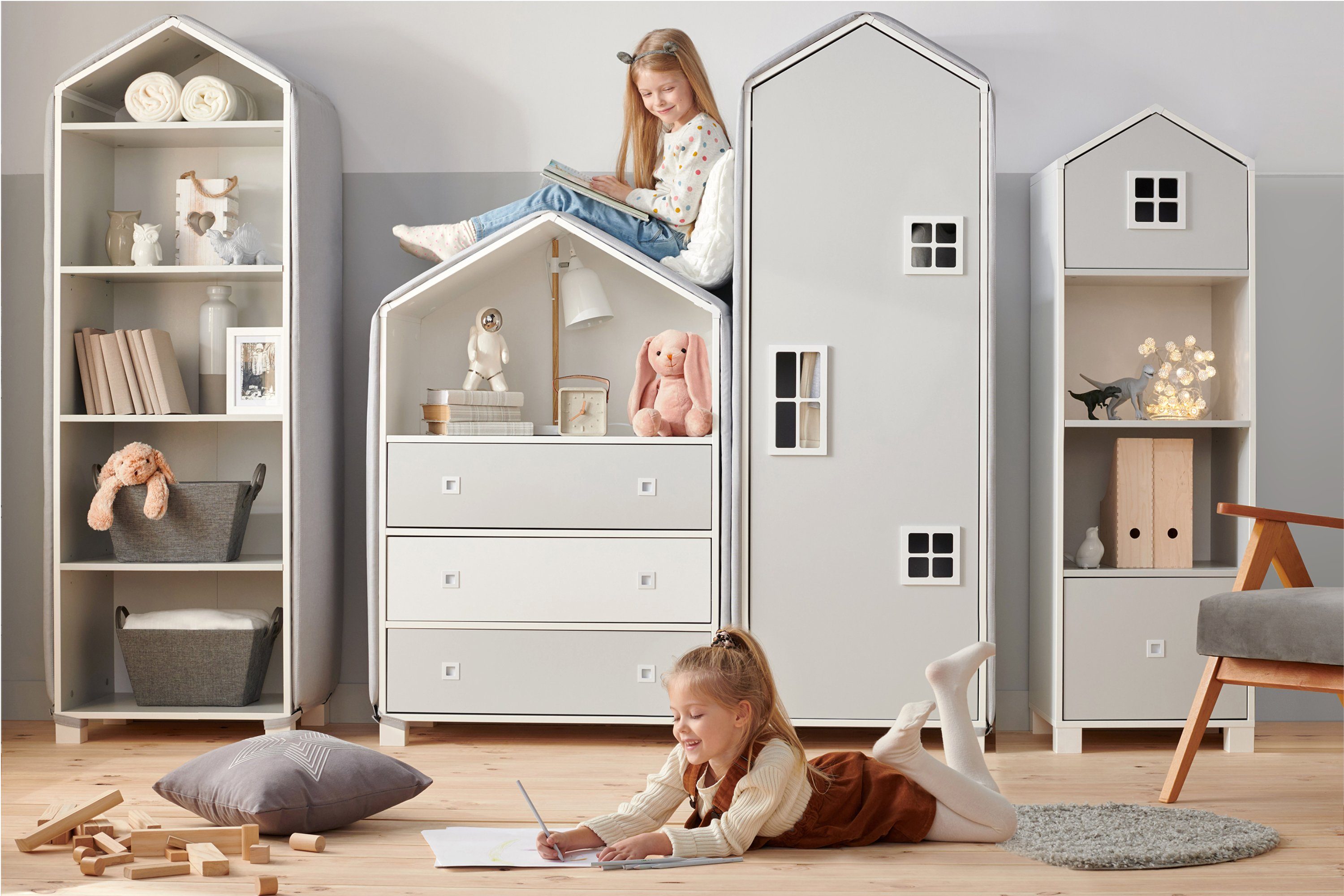 (6-St), weiß / Kinderzimmer-Möbelset MIRUM Konsimo Babyzimmer-Komplettset Komplett-Kinderzimmer, Kommode, 2x Schreibtisch, Rollcontainer grau Bücherregal, Kleiderschrank,