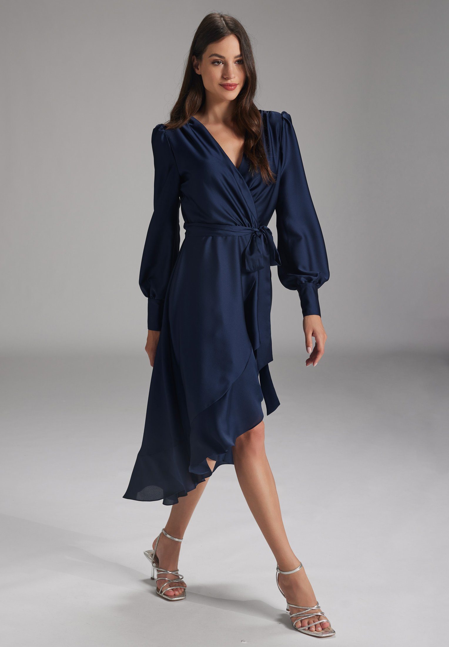 SWING Sommerkleid Taillierter Schnitt mit ausgestelltem günstig online kaufen