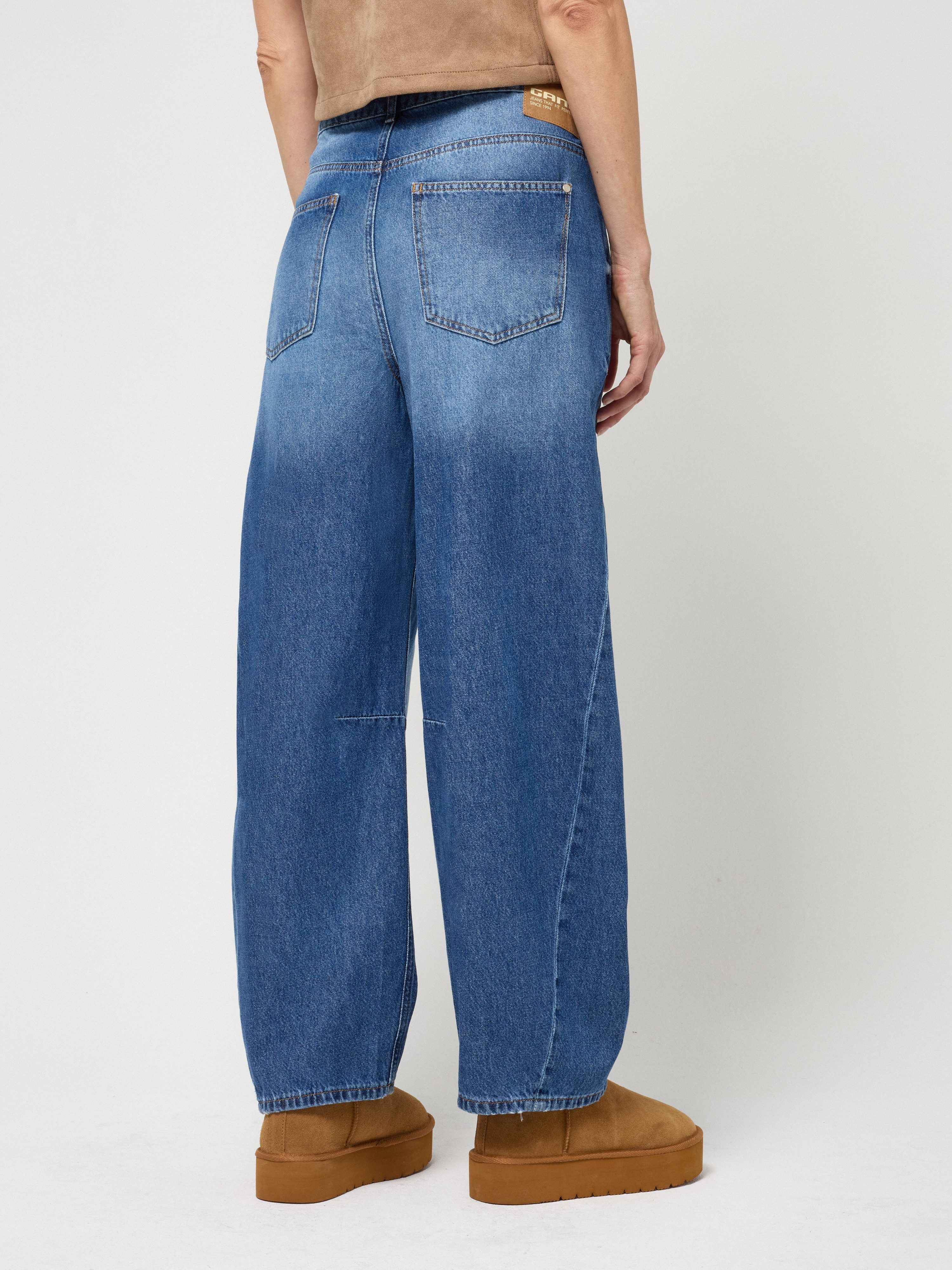 GANG Loose-fit-Jeans 94SARINA SEAM mit Teilungsnaht vorn und Denim Gürtel zum Knöpfen