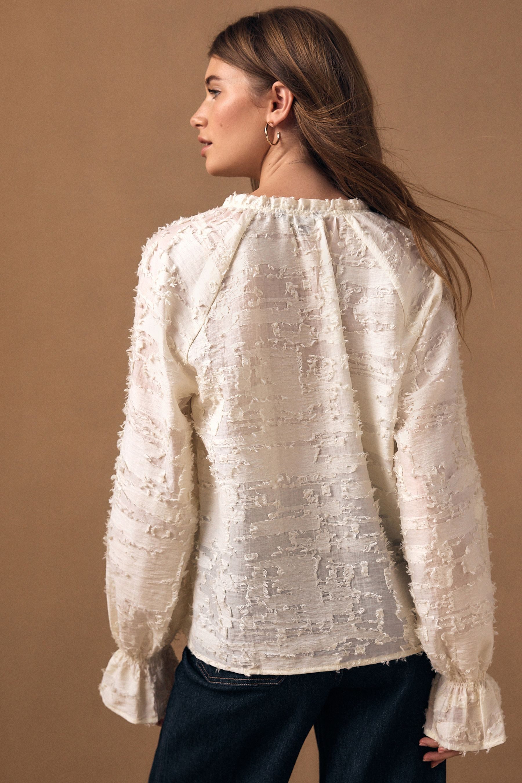 Next Langarmbluse Langärmelige Bluse aus getuftetem Jacquard (1-tlg)