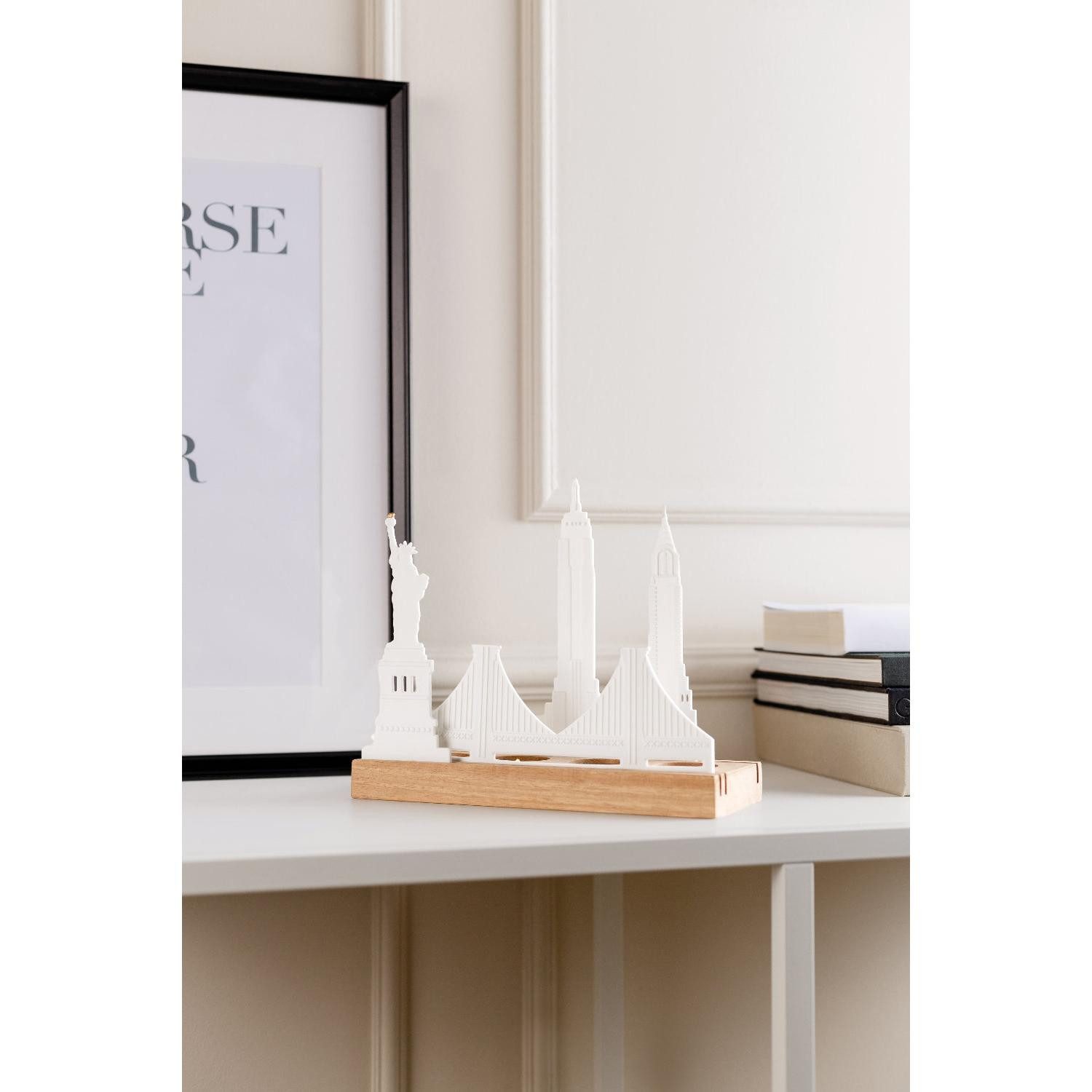 Räder Kerzenhalter Design Lichtobjekt Stadtsilhouette München Weiß