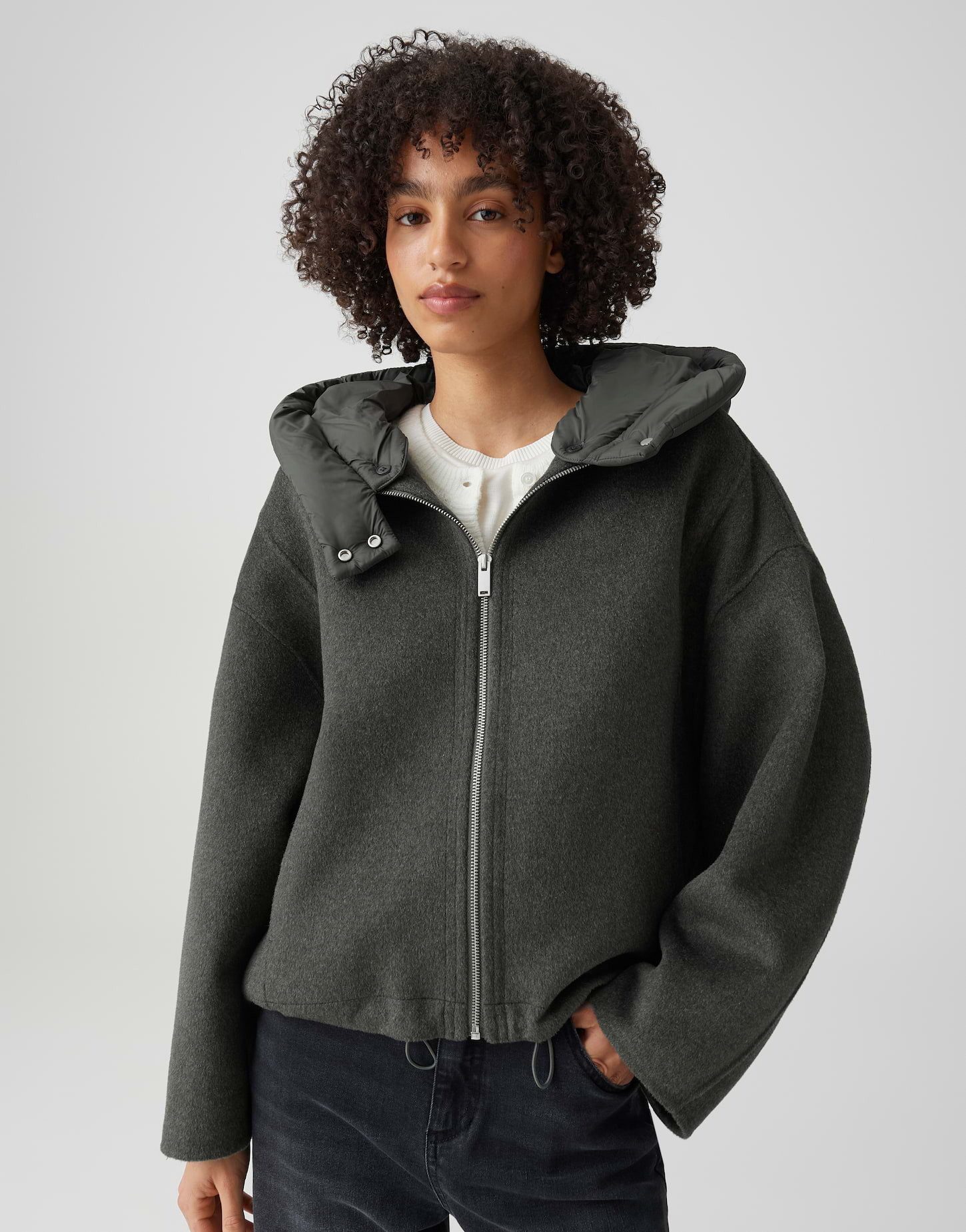 OPUS Wolljacke Hikone Nahttaschen vorne