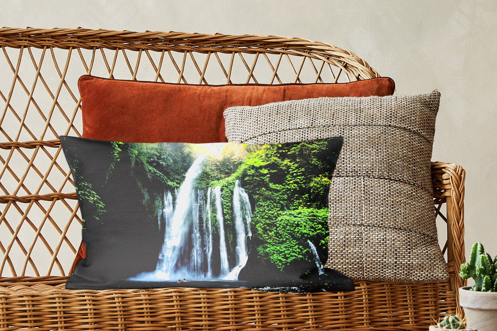 MuchoWow Dekokissen Lombok Wohzimmer Wasserfall, Füllung, Dekokissen Zierkissen, mit Schlafzimmer Dekoration