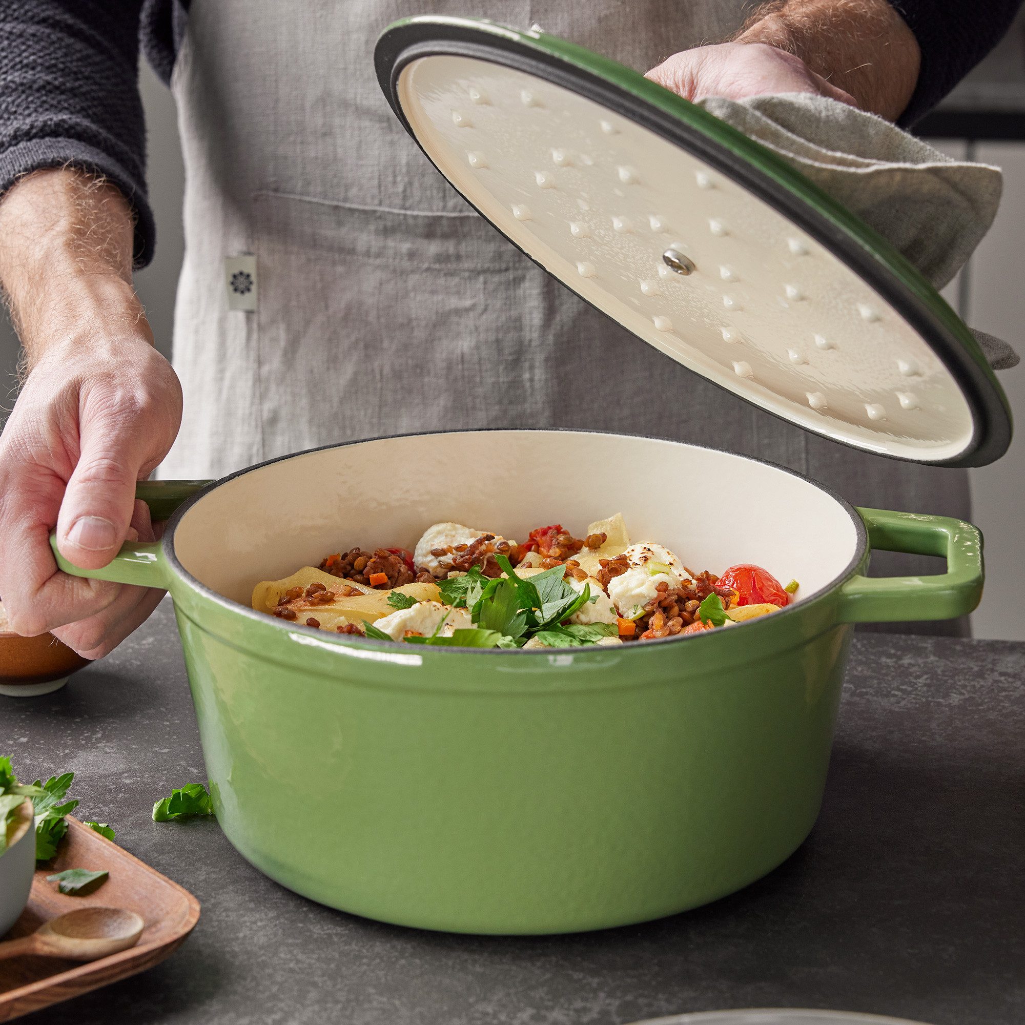 Berndes Bräter 20cm, rund, Gusseisen, grün - b.iron, Eisenguss