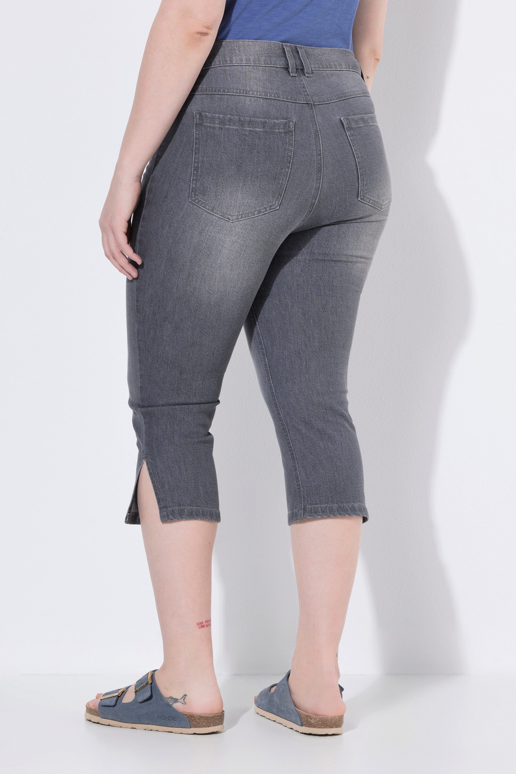 Ulla Popken 5-Pocket-Jeans Capri-Jeans Sarah schmales Bein Stretchdenim