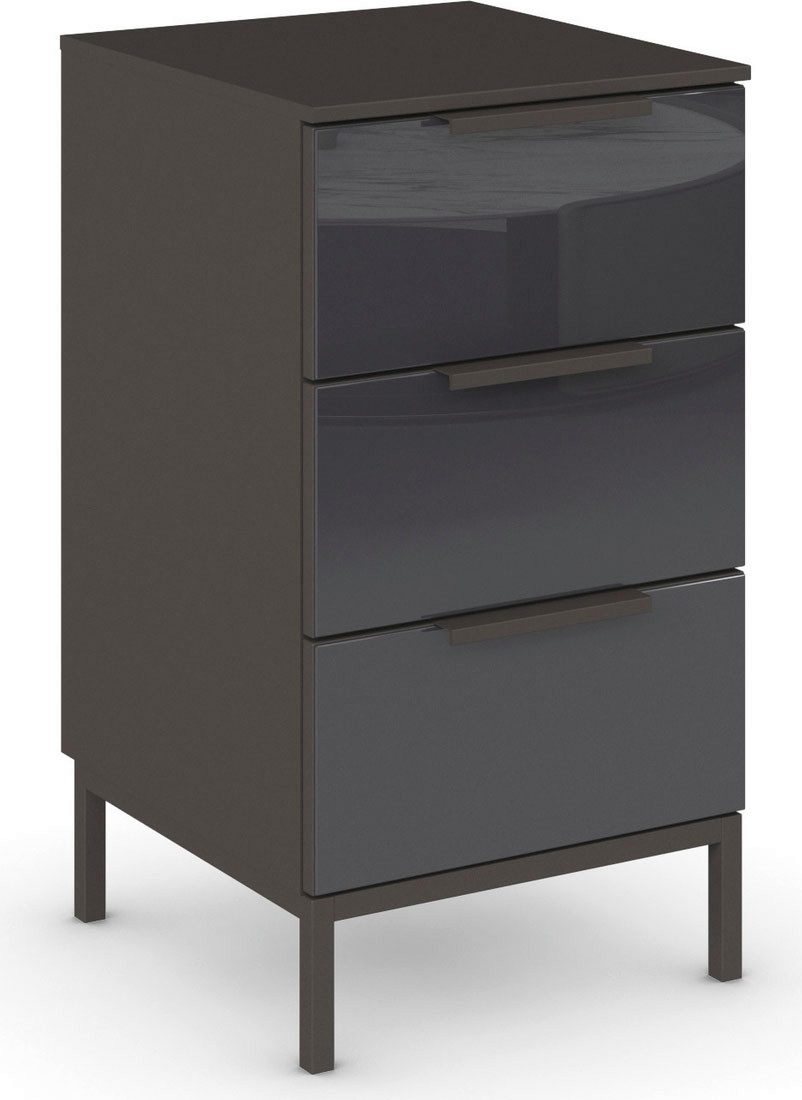 rauch Nachtkommode Nachttisch Nachtschrank Nachtkonsole FLIPP mit Glasfront (Breite 40 cm), mit 3 Schubladen und Soft-Close-Funktion sowie Glasfront