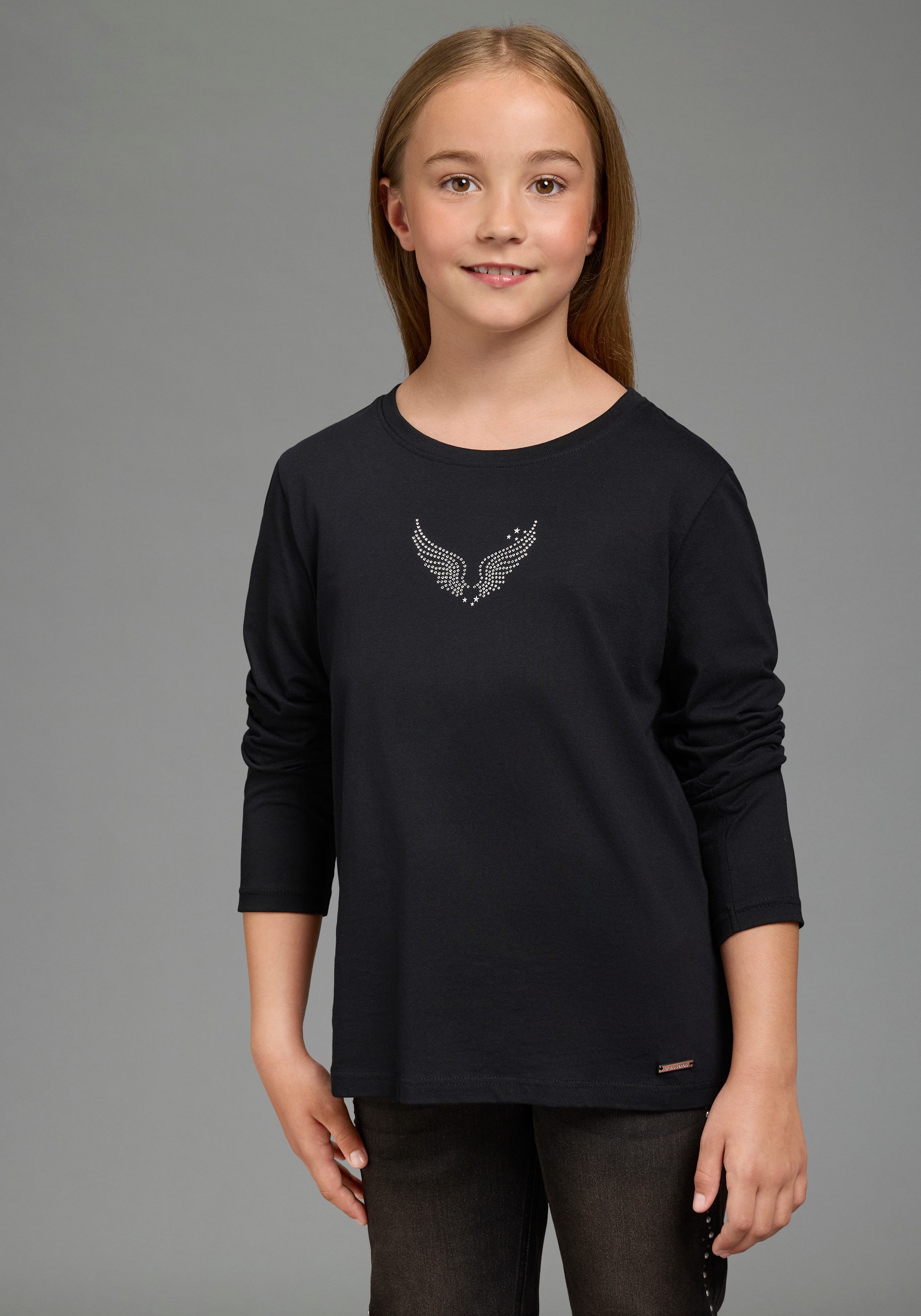Bruno Banani Langarmshirt Shirt mit Strass-Stein Applikation vorne und groß hinten Langarmshirt mit Engelsflügel-Applikation, hüftlange Basic-Passform