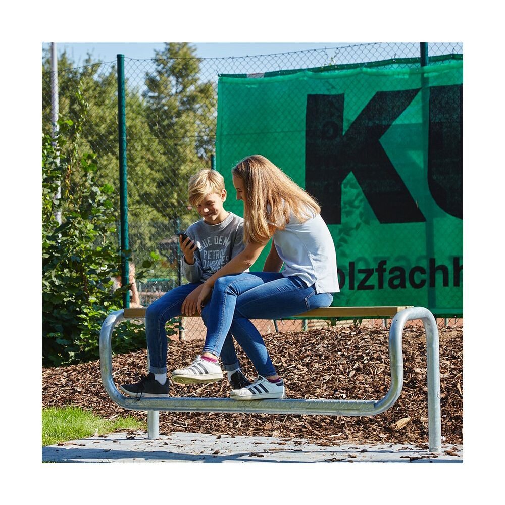 Playparc Sitzgruppe Sitzbank Jugend, Dank Stahl allen Herausforderungen dauerhaft gewachsen