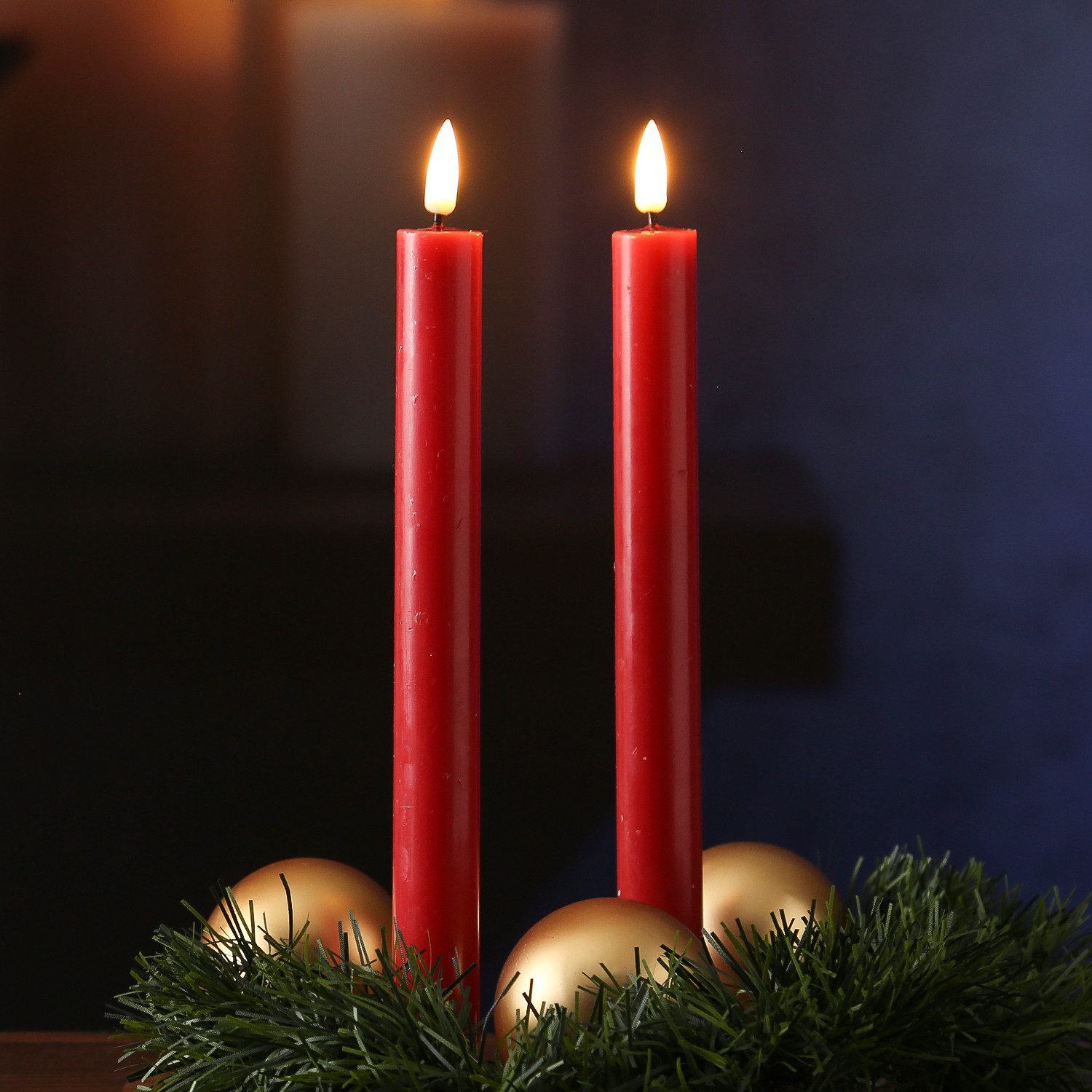 Deluxe Homeart LED-Kerze LED Stabkerzen Mia Tafelkerzen Echtwachs flackernd H: 24cm rot 2Stk, LED Classic