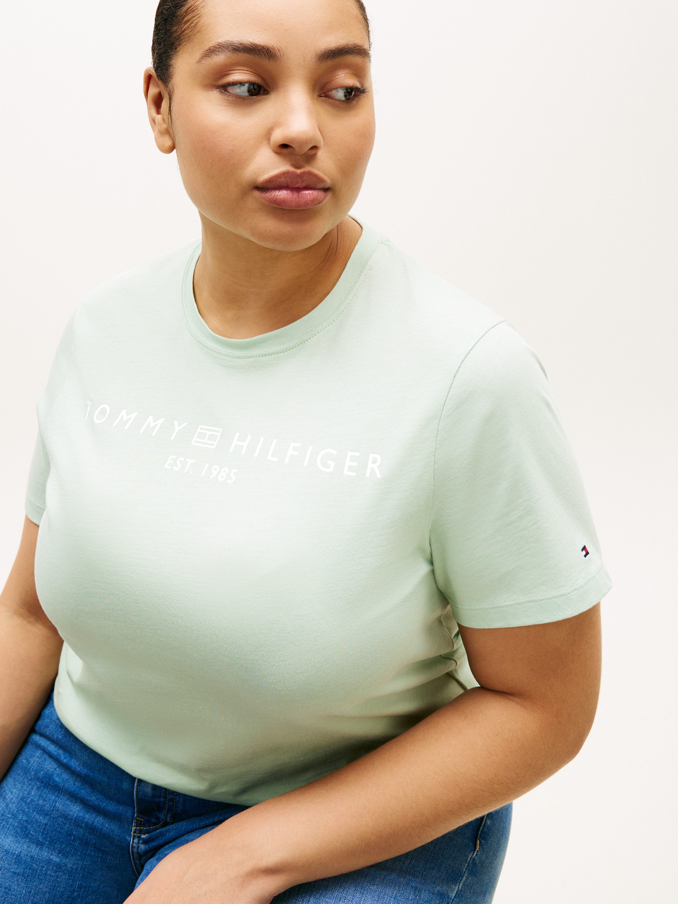 Tommy Hilfiger Curve T-Shirt CRV REG CORP LOGO C-NK SS in großen Größen günstig online kaufen