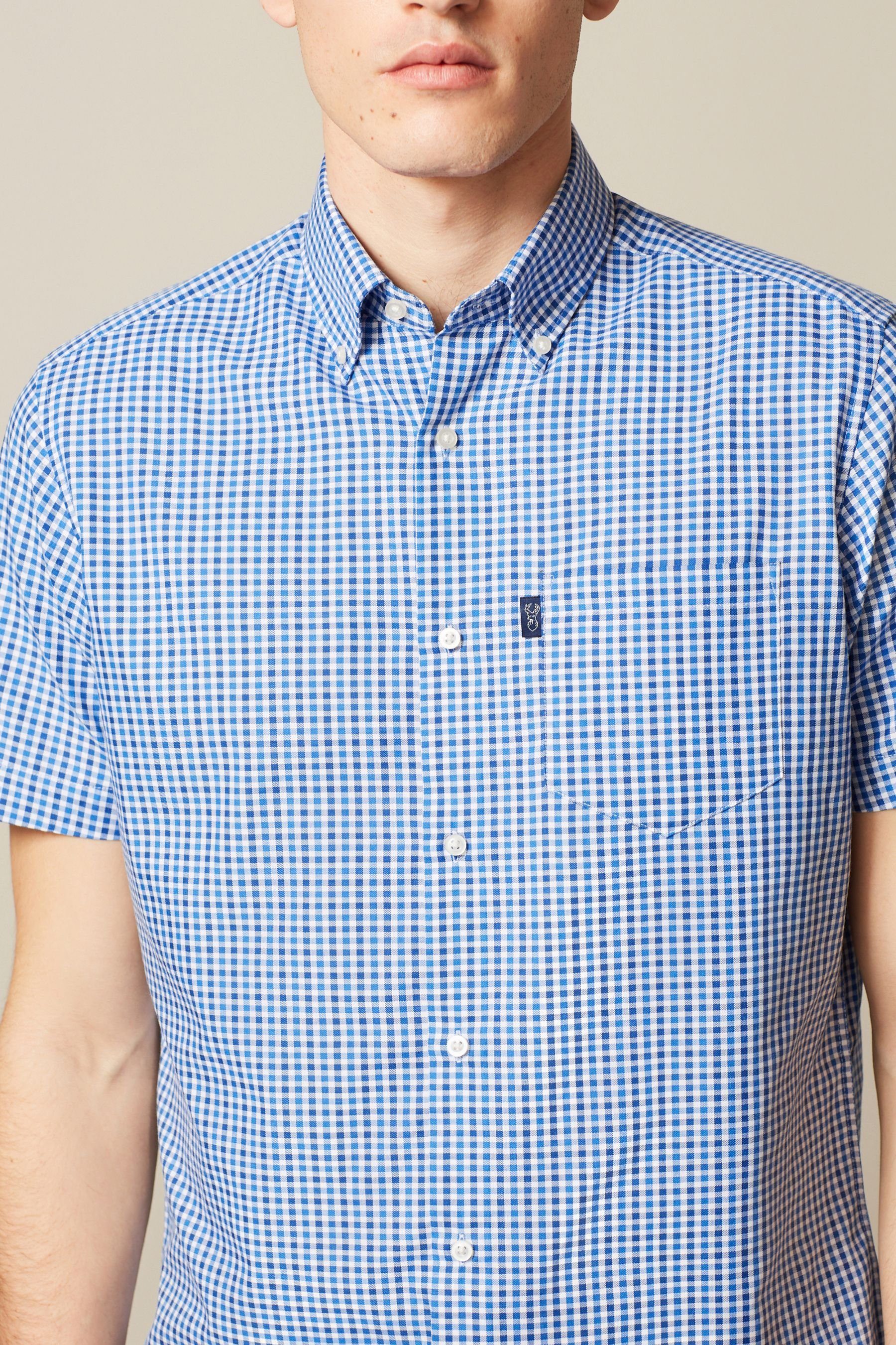 Blue Next Regular (1-tlg) Kurzarm-Oxfordhemd Bügelleichtes Kurzarmhemd Check Fit Gingham