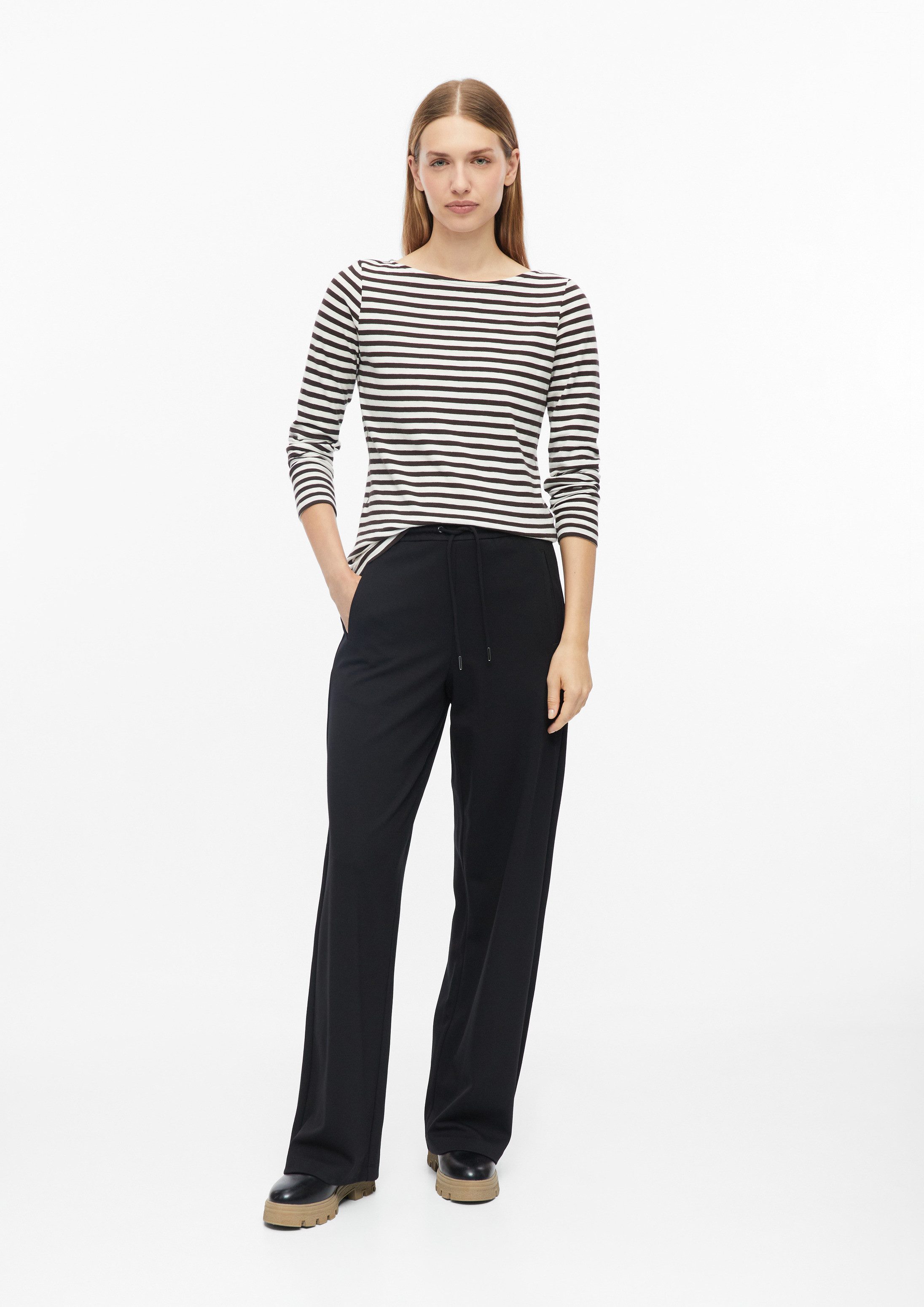 s.Oliver Chinos Hose Fließende Hose mit Wide Leg und Elastikbund