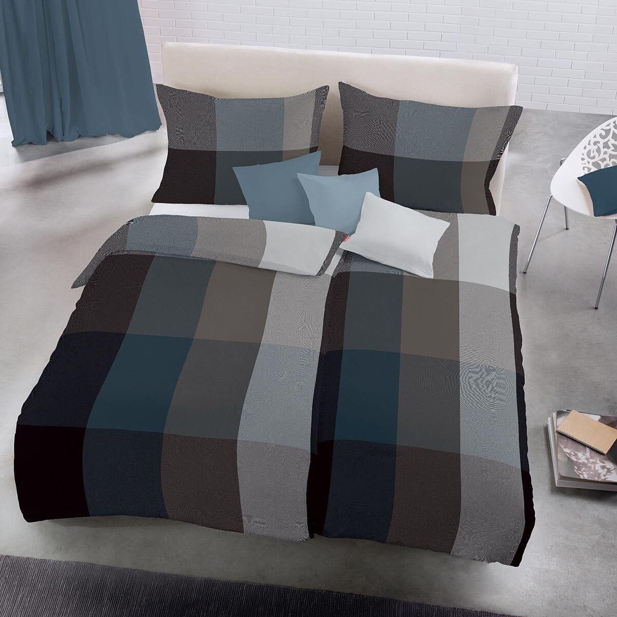 fleuresse Bettwäsche Fleuresse Lech Edelflanell Bettwäsche 135x200 Karo dunkelblau grau, Edelflanell, 2 teilig