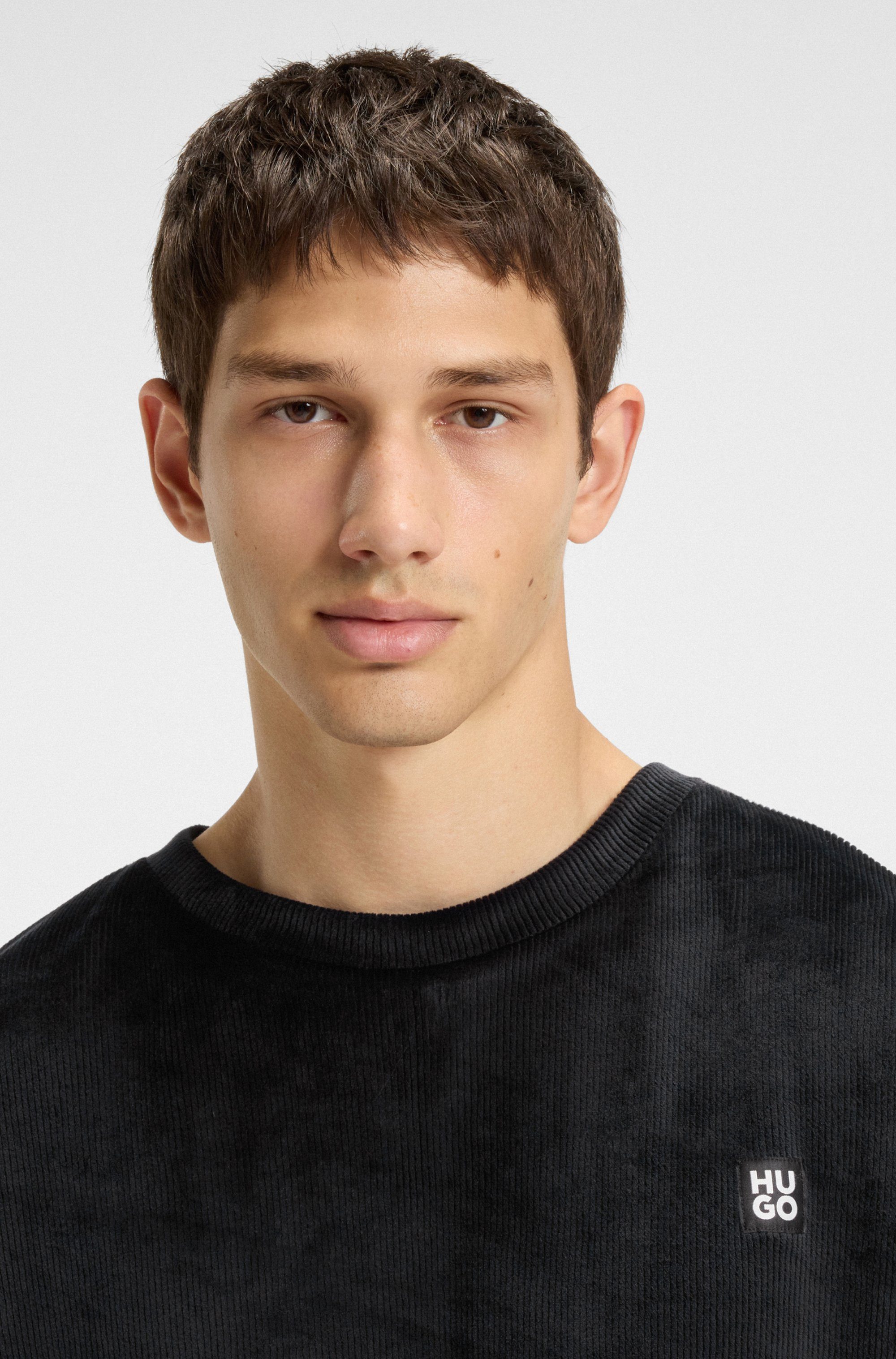 HUGO Sweatshirt Rundhalsausschnitt, relaxed fit, elastischer Bund, Samt-Qua günstig online kaufen