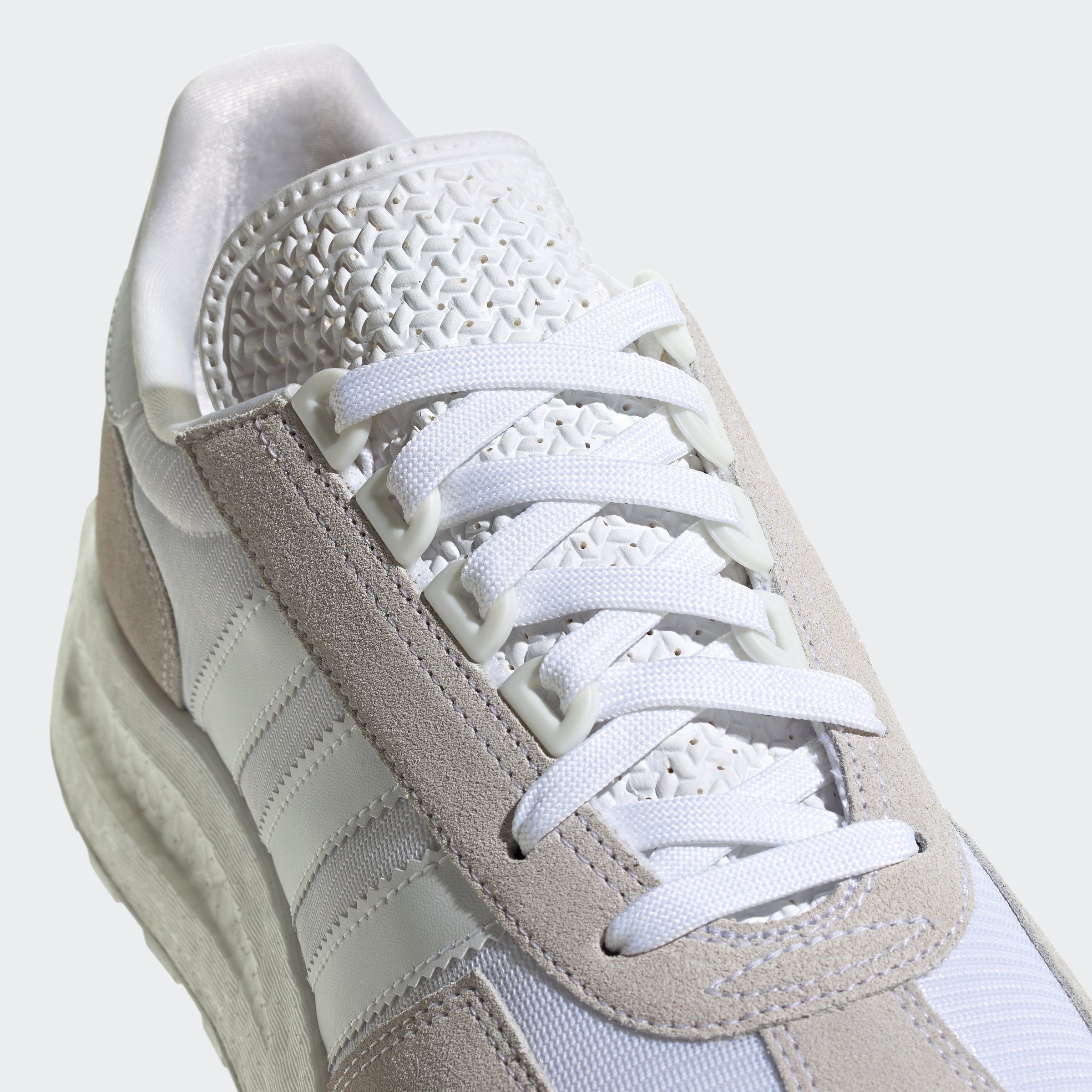 adidas Originals Cloud White RETROPY White Sneaker E5 / Crystal / White Core