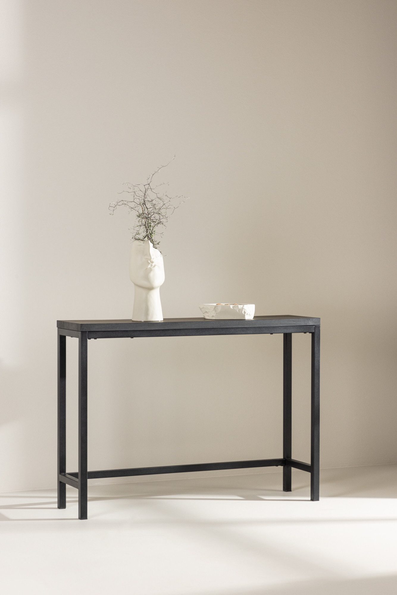 Venture Home Beistelltisch Rise, rechteckiger Beistelltisch in elegantem Schwarz, 110 × 30 cm, Ablagetisch minimalistisch, Metallgestell, pflegeleicht