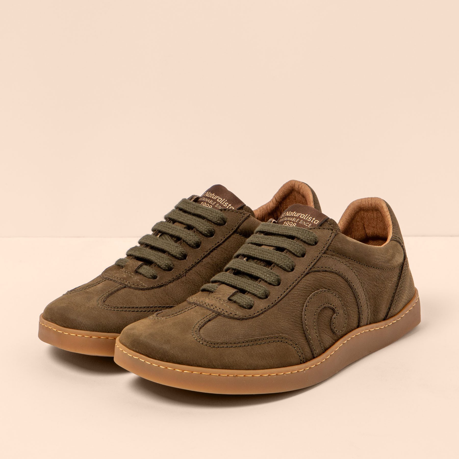 El Naturalista Sneaker