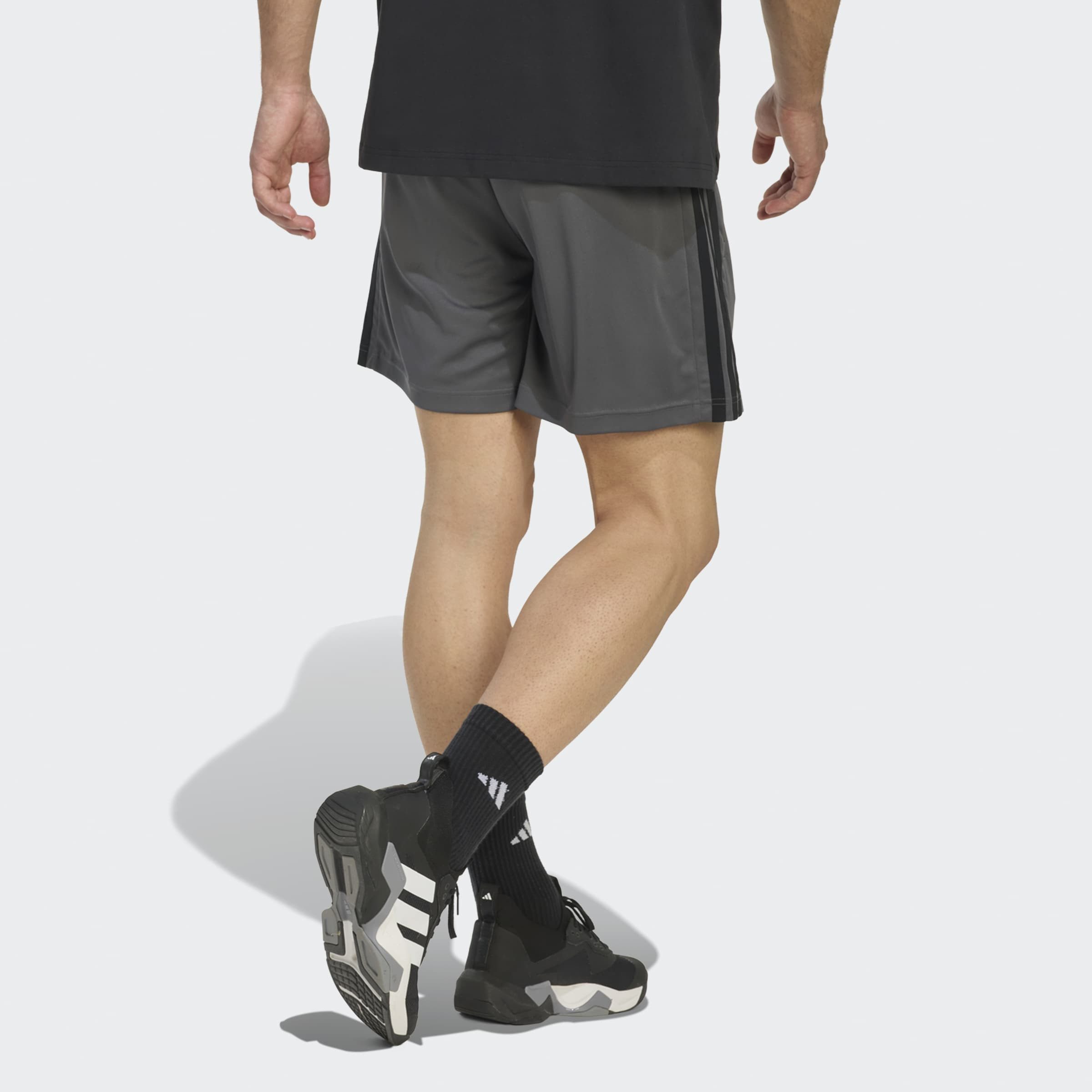 adidas Performance Shorts WORKOUT ESSENTIALS BASE 3-STRIPES PIQUÉ 7 IN