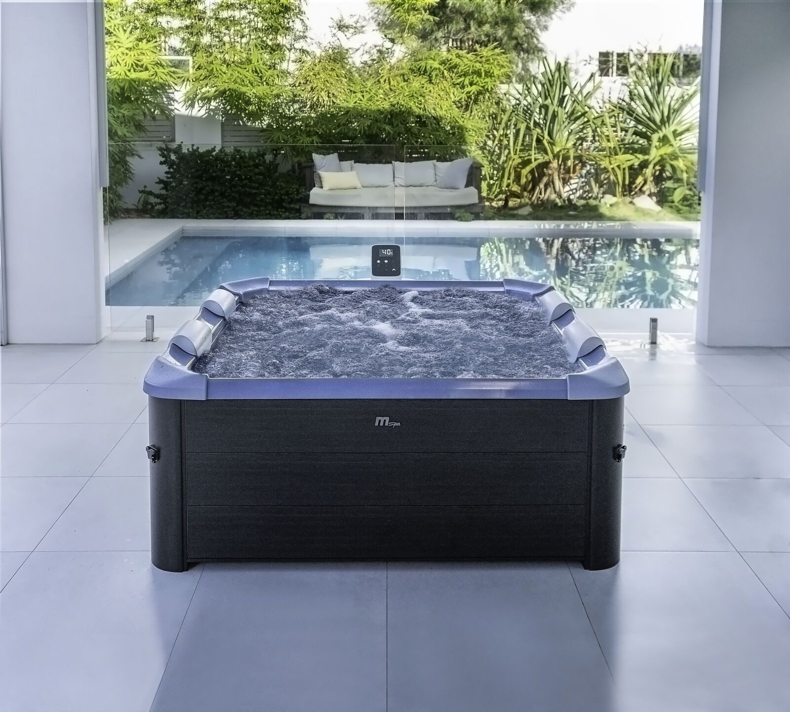 mSpa Whirlpool Oslo SAPPHIRE XL - Ø 160 x 65 cm - ganzjährig Outdoor Pool, Stecksystem mit Einlageplane, feste Außenwand - inkl. LED, UVC+, WiFi, App-Steuerung, 6 Personen