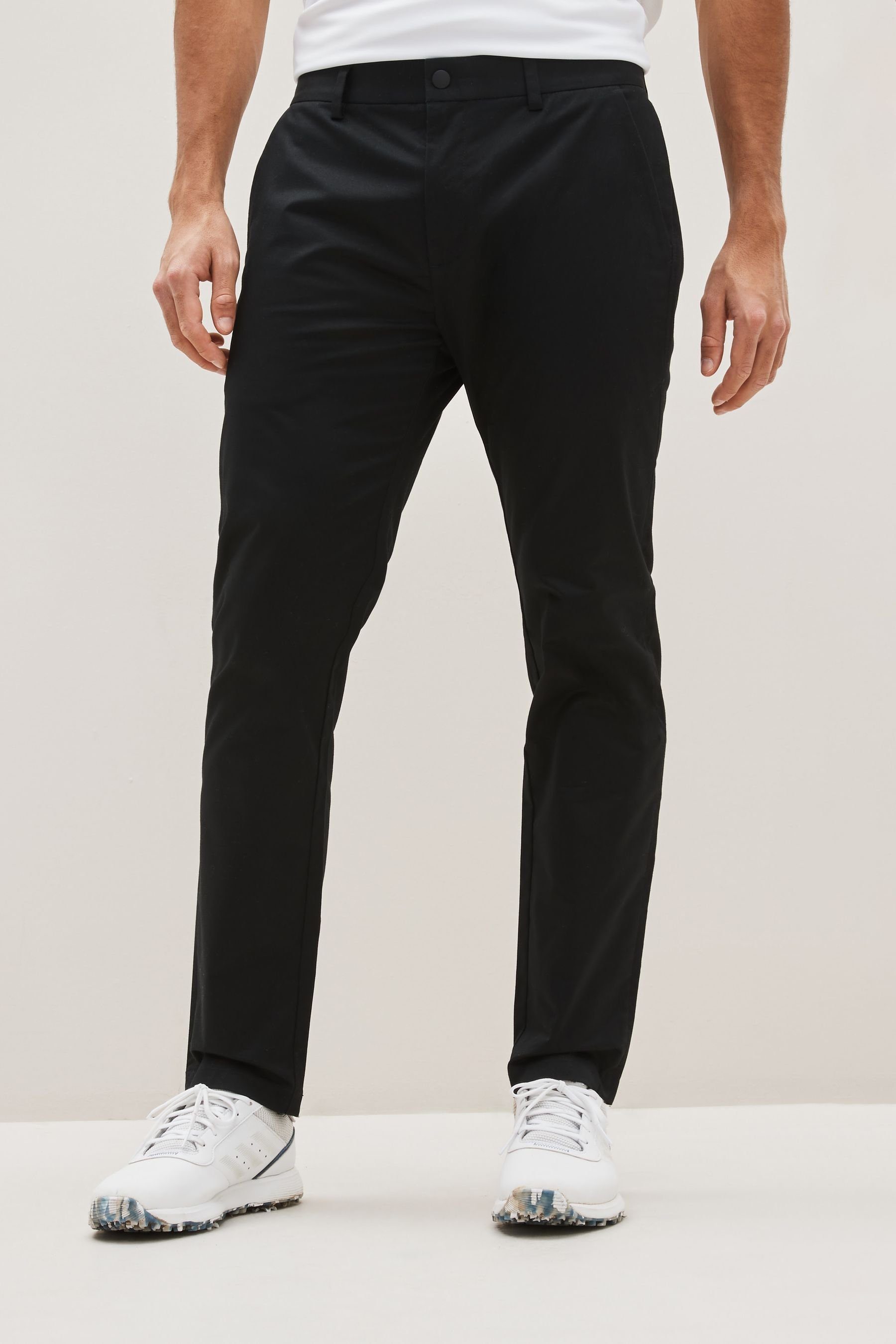 Next Chinohose Wasserabweisende Slim Fit Golf günstig online kaufen