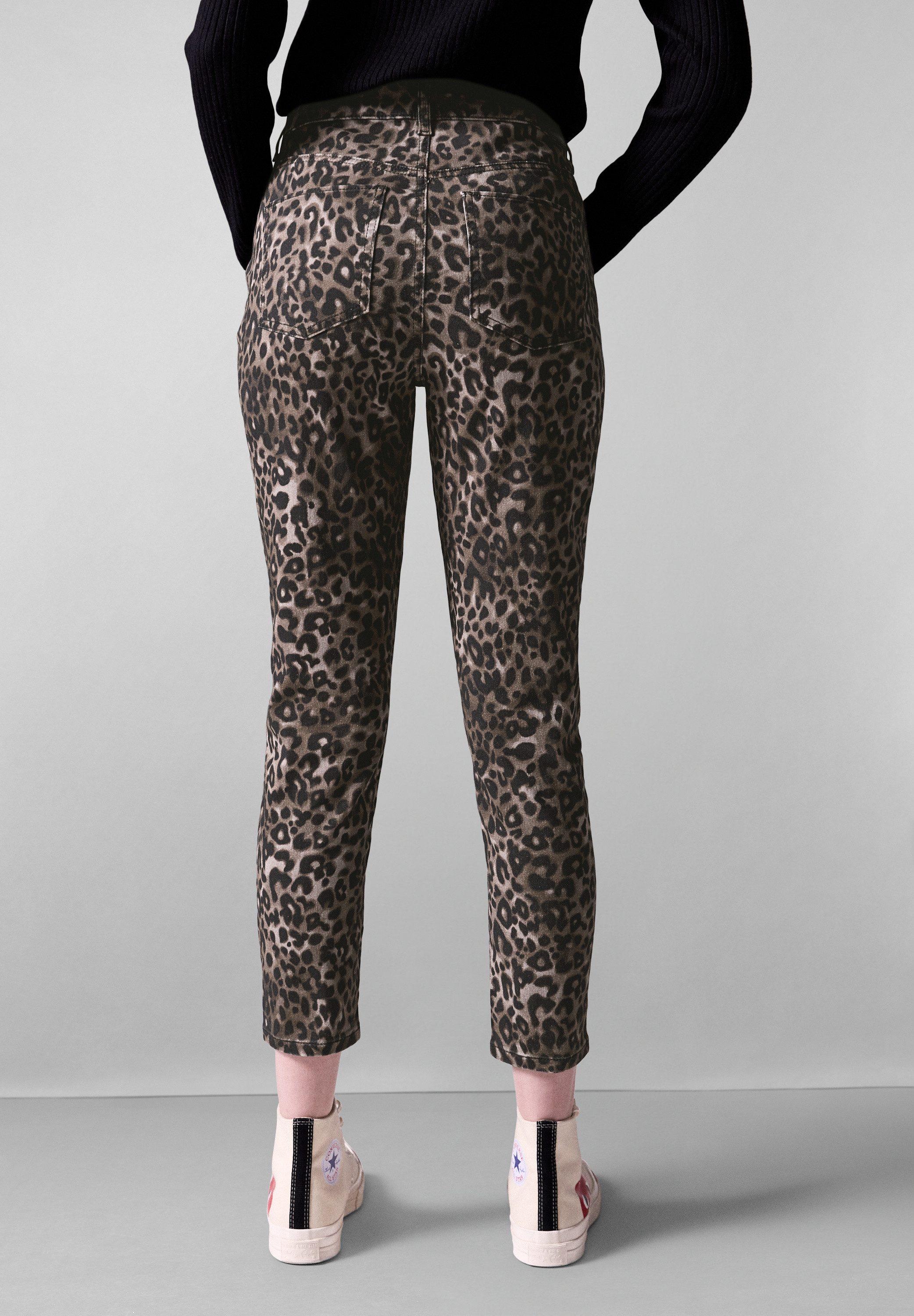 STREET ONE STUDIO Gerade Jeans High Waist