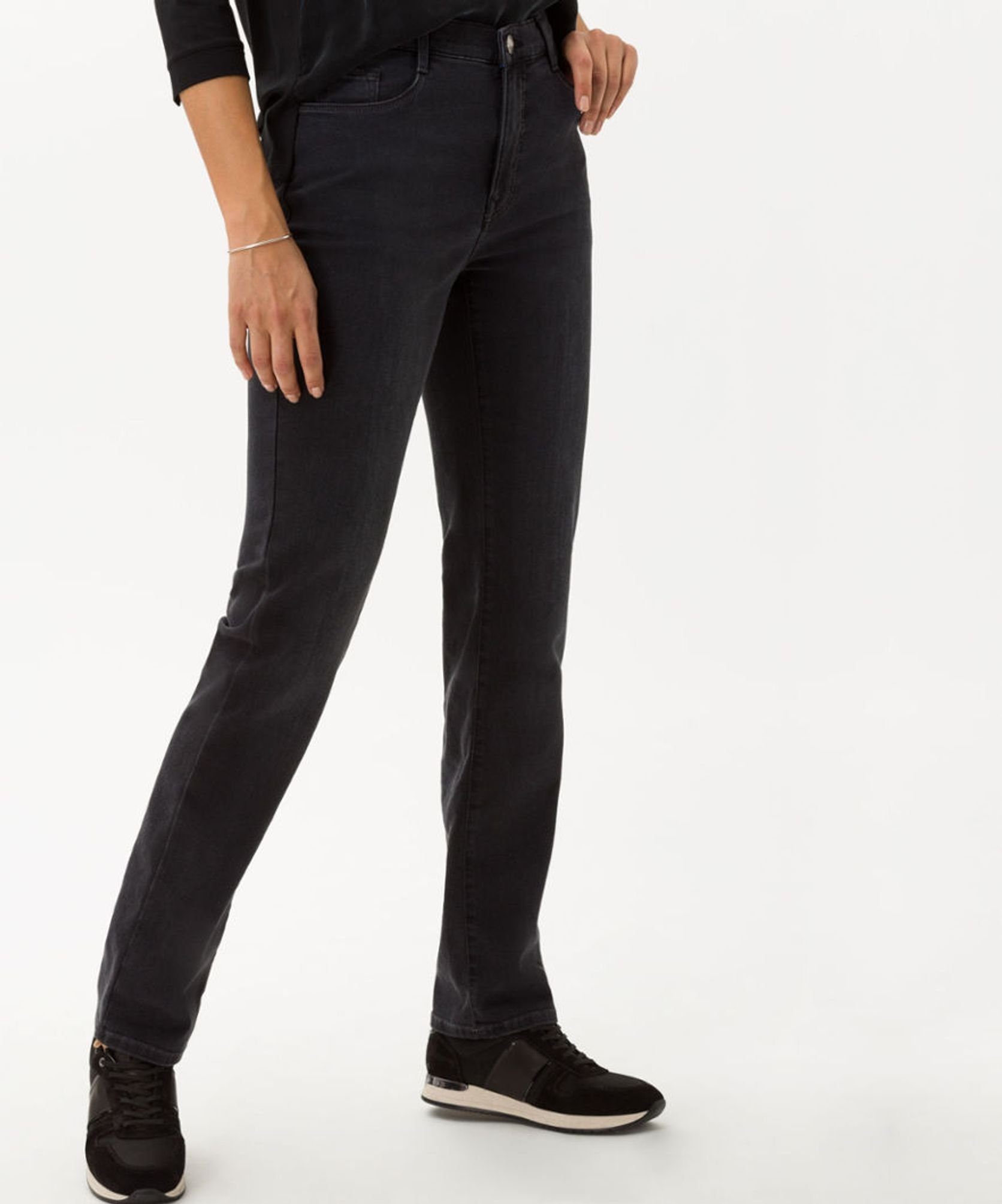 (03) Brax used 5-Pocket-Jeans black 70-4000