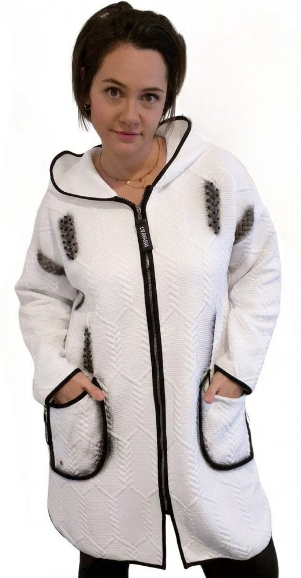 Gio Milano Laufjacke G31-9601, in Ottoman mit Paspeln dezenter Perlenbesatz