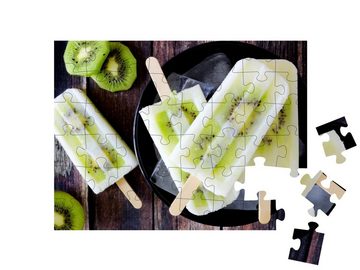 puzzleYOU Puzzle Köstliches Eis am Stil aus Kiwi und Joghurt, 48 Puzzleteile, puzzleYOU-Kollektionen Essen und Trinken
