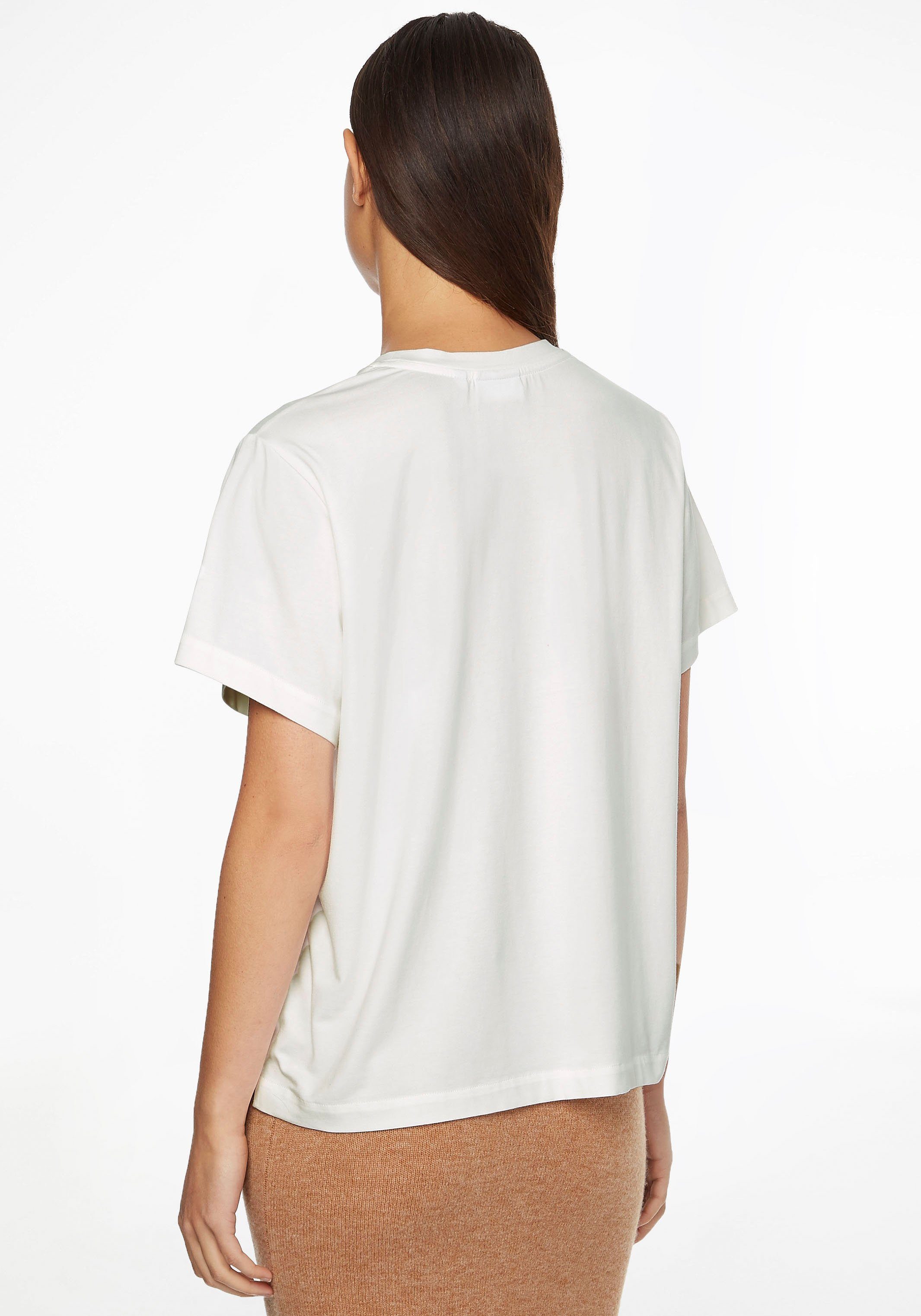 Calvin Klein T-Shirt SHADOW BOX PRINT T-SHIRT mit kontraststarkem Frontprint