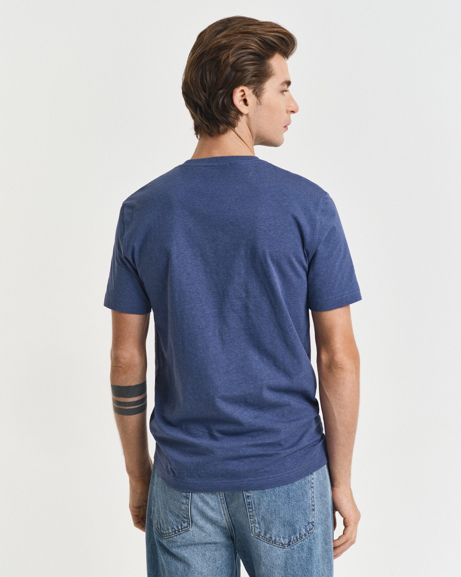 Gant T-Shirt REG SHIELD SS T-SHIRT mit Logostickerei auf der Brust