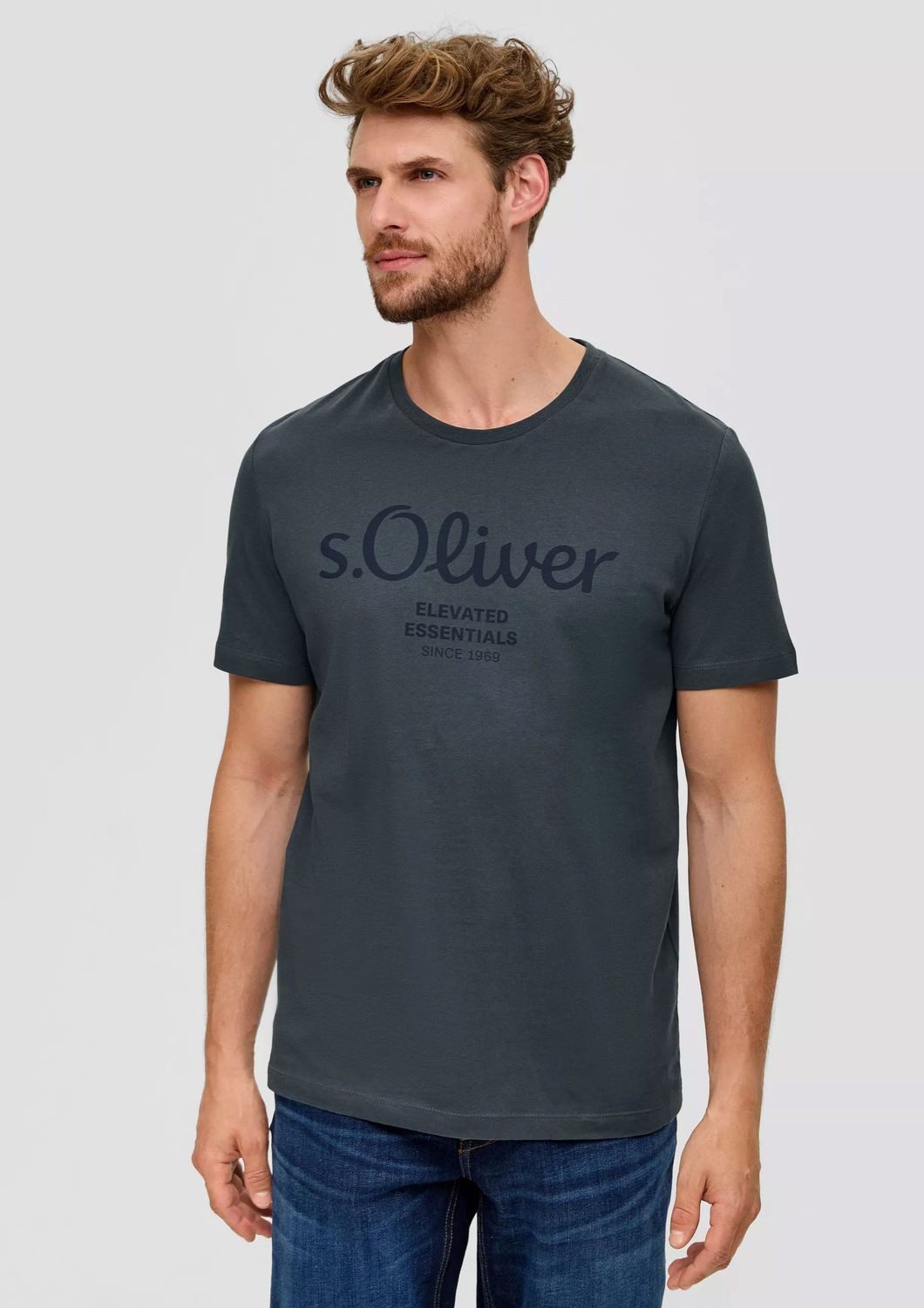 s.Oliver T-Shirt Basic aus reiner Baumwolle, mit Logo-Print auf der Brust