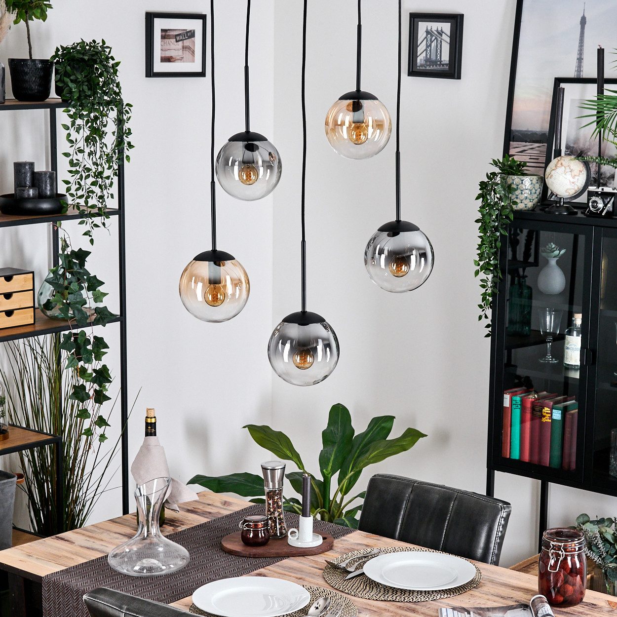 hofstein Hängeleuchte Hängelampe aus Metall/Glas in Schwarz/Rauchfarben/Bernsteinfarben/Klar, ohne Leuchtmittel, Leuchte im Retro/Vintage-Design mit Glasschirme – Bild 2 von 5
