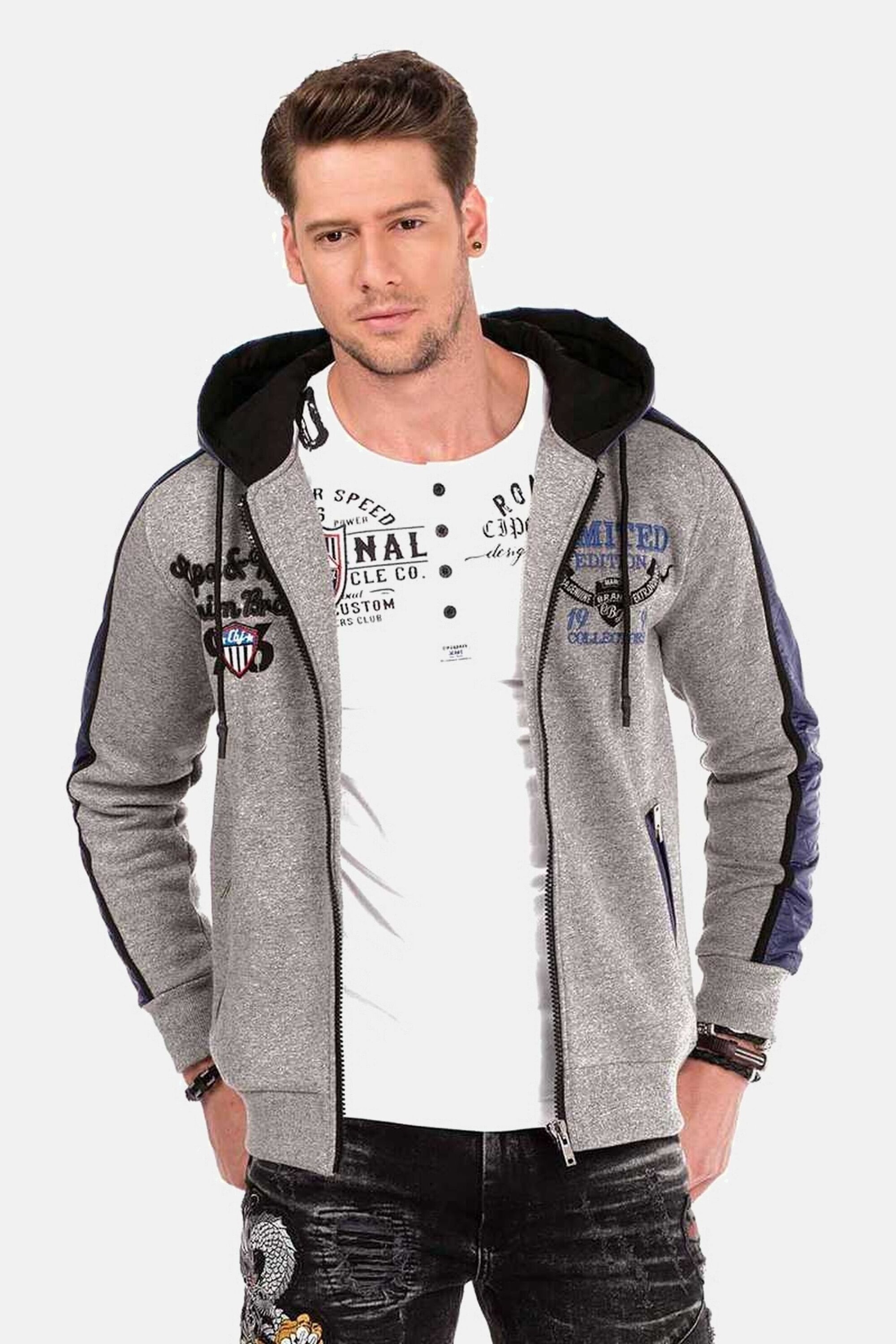 Cipo & Baxx Sweatjacke Sweatjacken (1-tlg) mit Materialmix und Label-Details, CL-312