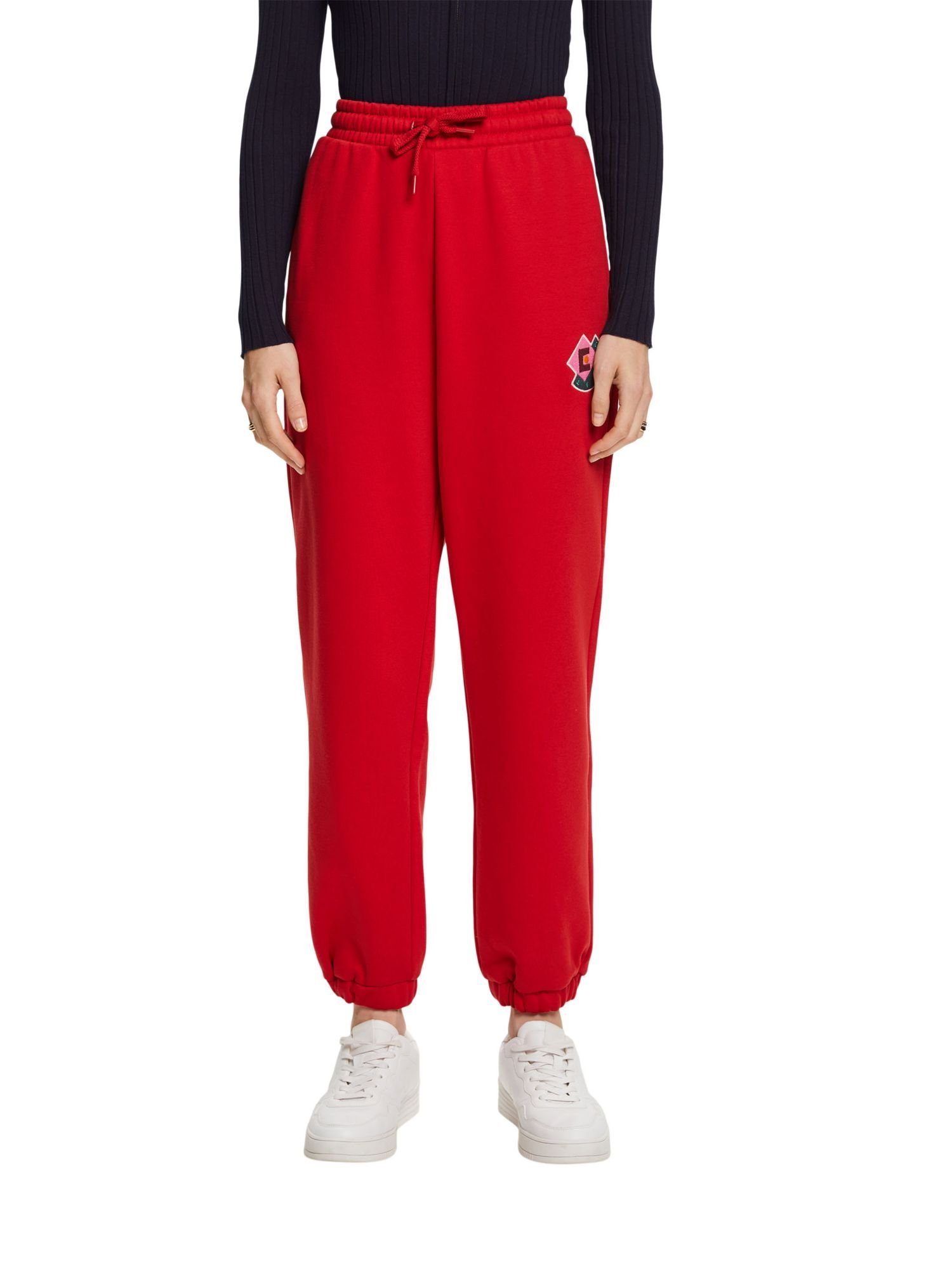 Jogger Esprit Fleece-Jogginghose RED mit Pants Logo-Aufnäher DARK