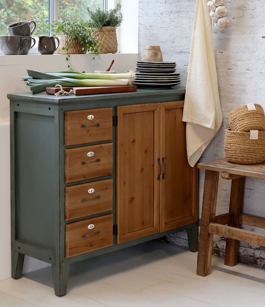 Chic Antique Kommode Französische Kommode Florence Vintage Opalfarben Holzfront