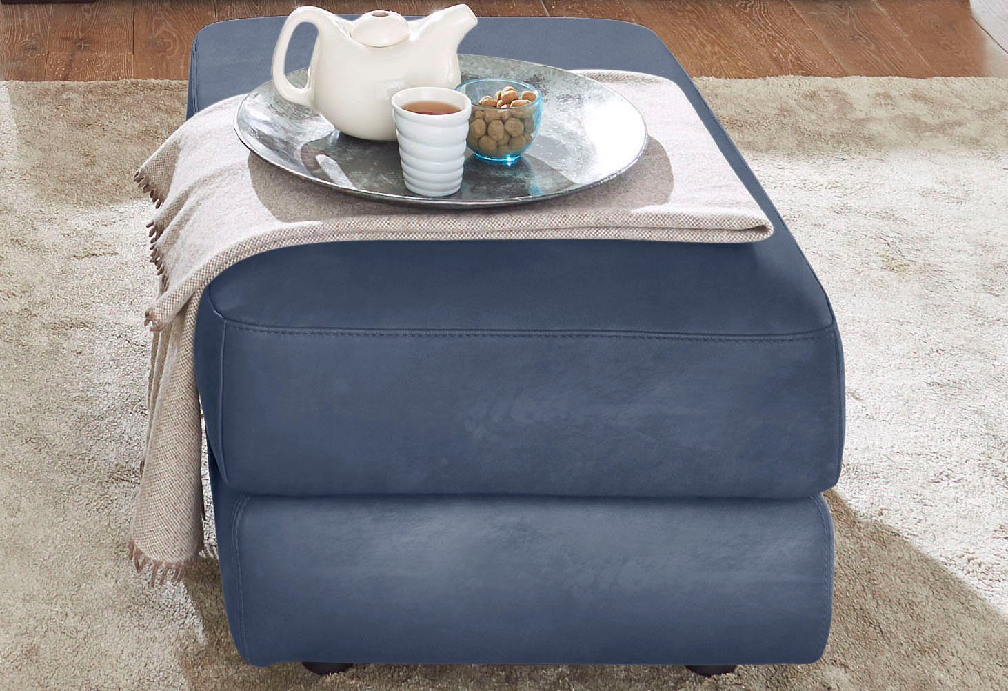 CALIA ITALIA Hocker Gaia, in edlem Design und mit erstklassigem Sitzkomfort, aus pflegeleichtem Luxus-Microfaser Ginevra Hydro Care