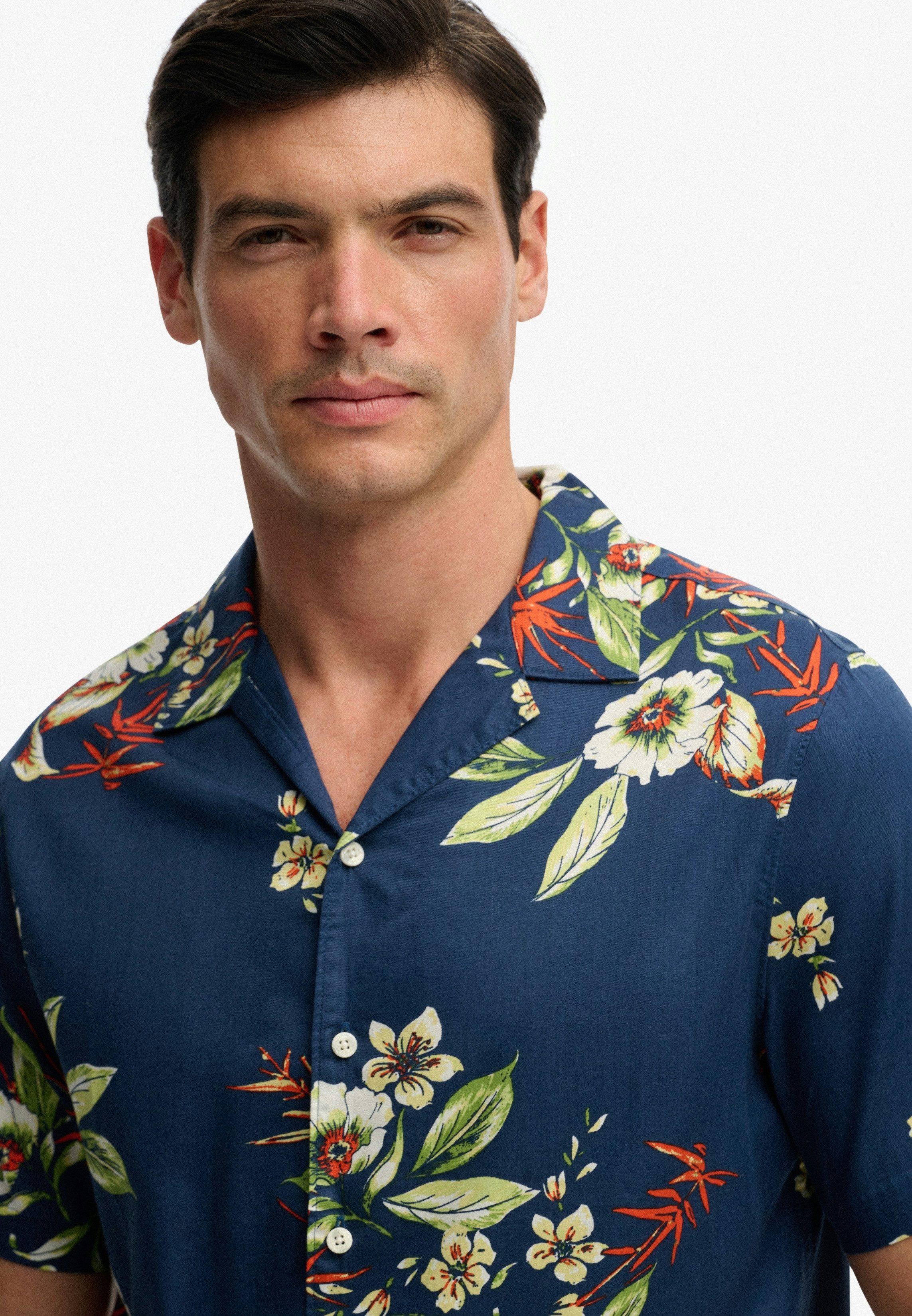 Superdry Hawaiihemd HAWAIIAN PRINT S/S SHIRT mit sommerlich coolem Hawaii-Blumen-Print